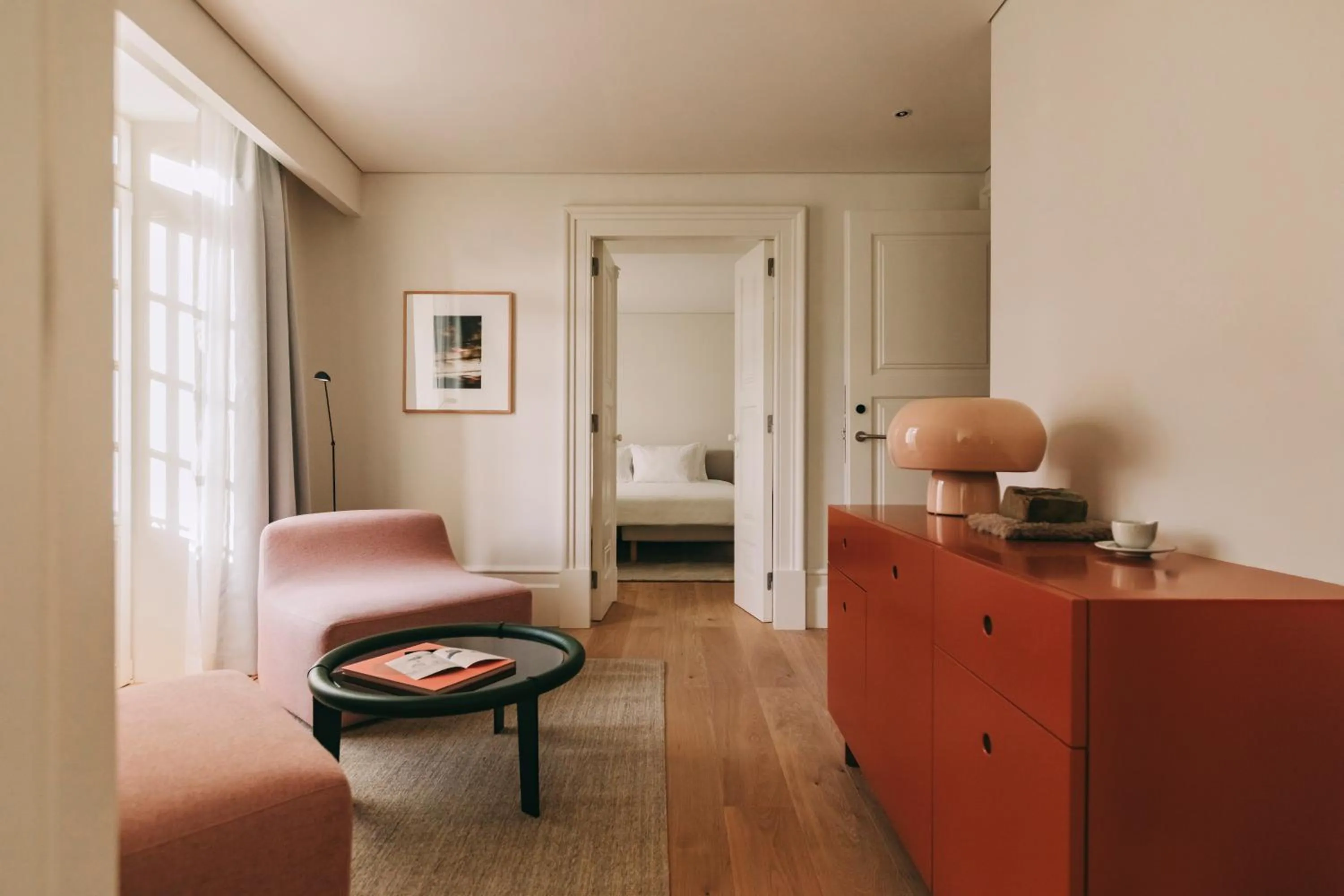 Seating area in LENSCAPE Coterie