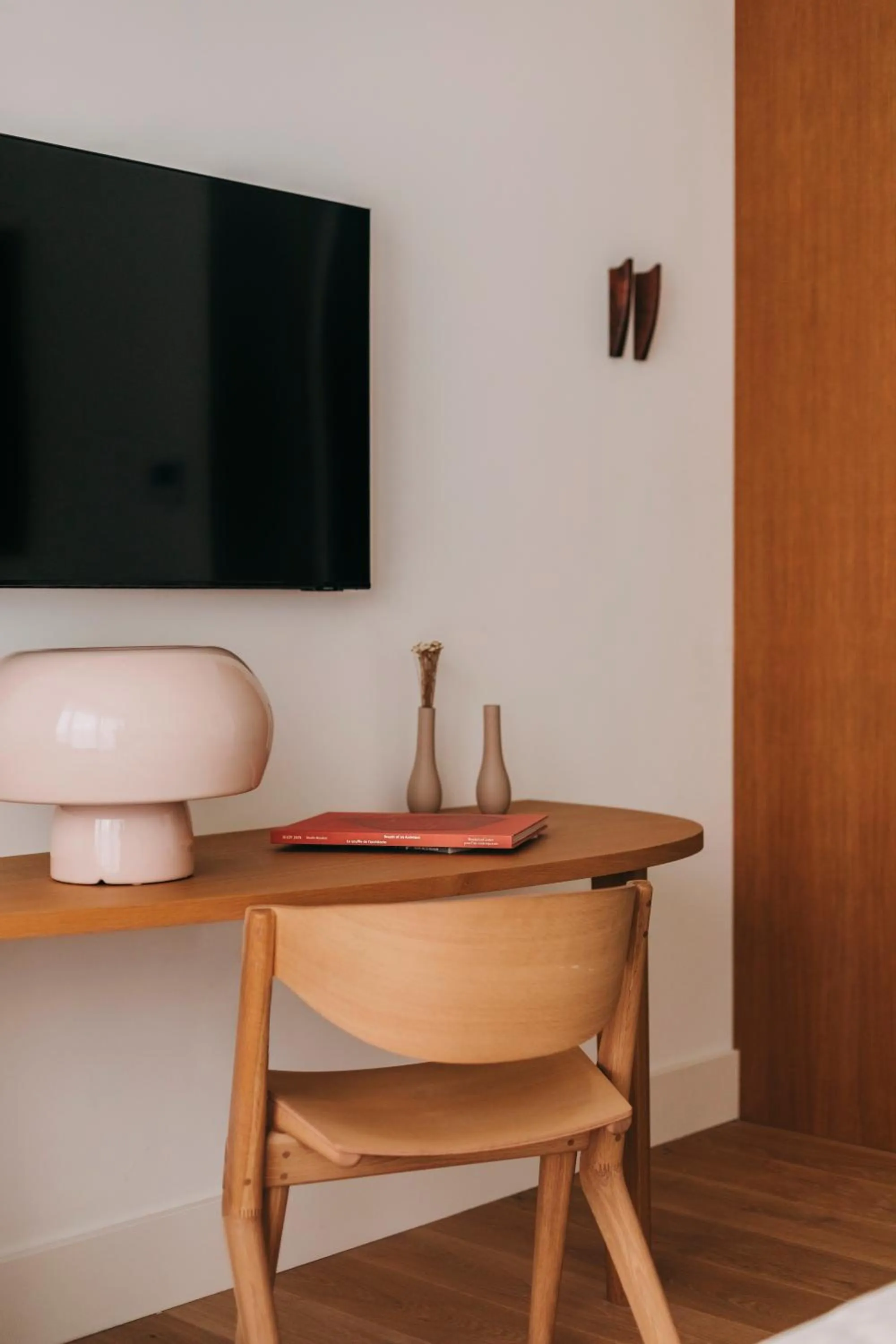 TV and multimedia in LENSCAPE Coterie