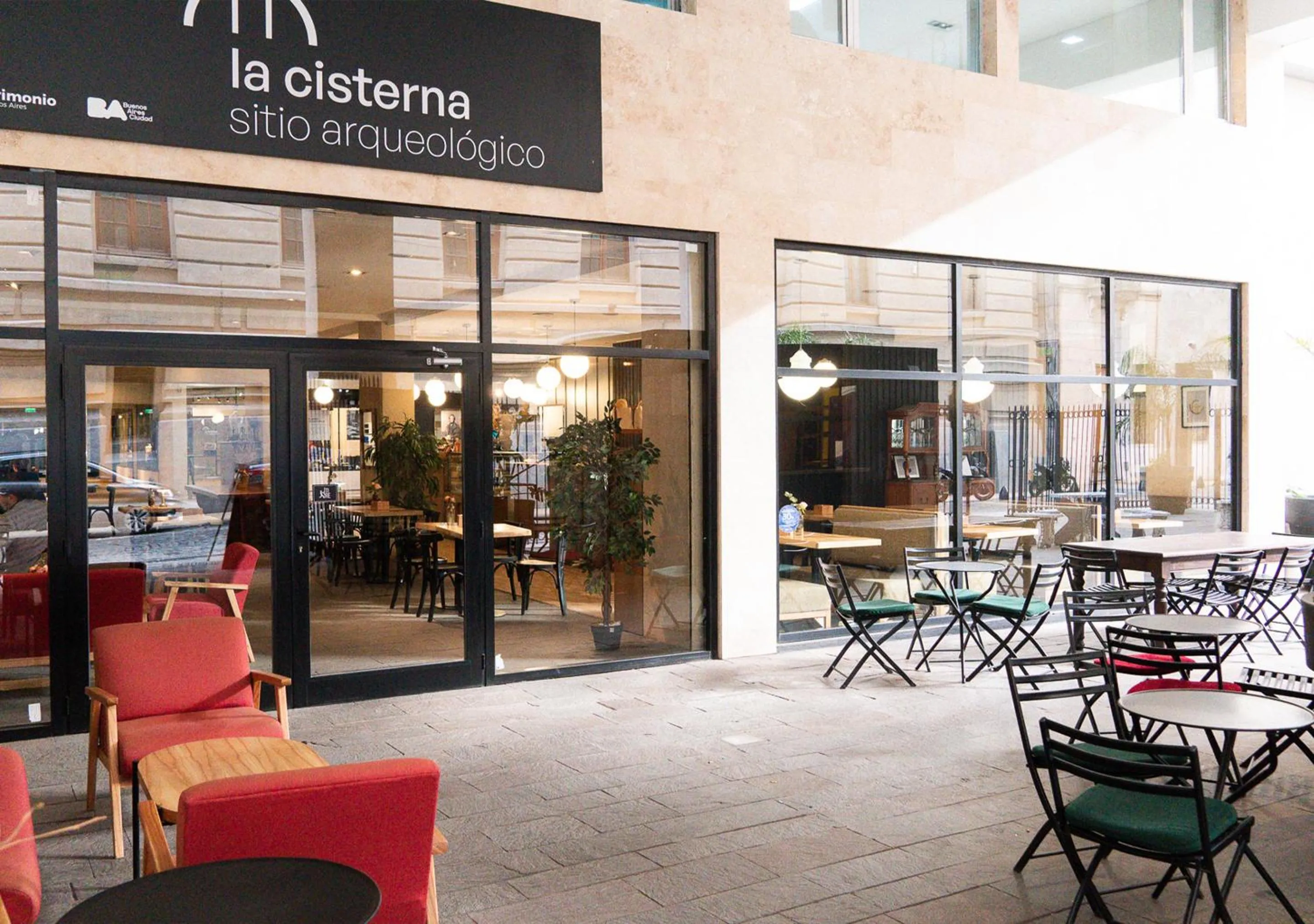 Restaurant/places to eat in La Cisterna by DOT Suites