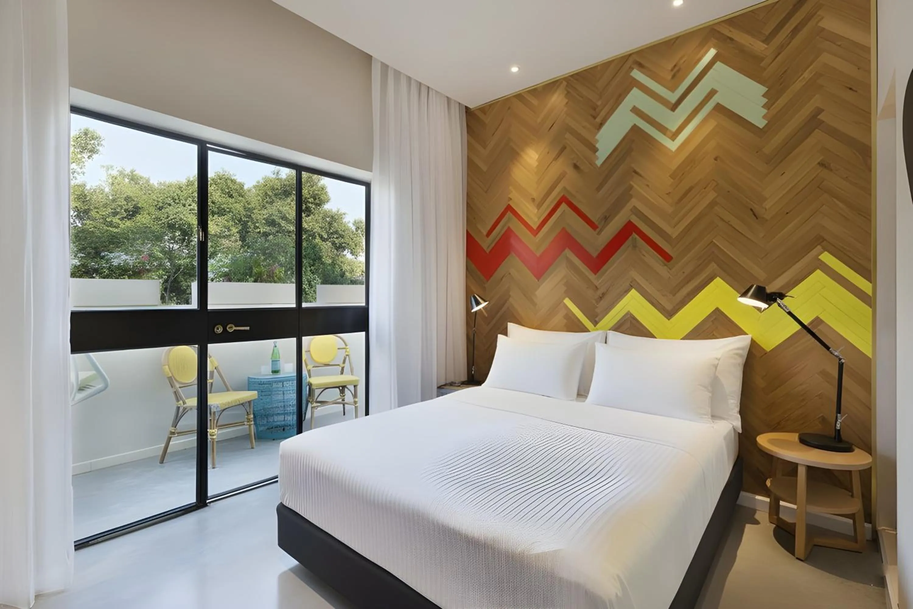 View (from property/room), Bed in Cucu Hotel