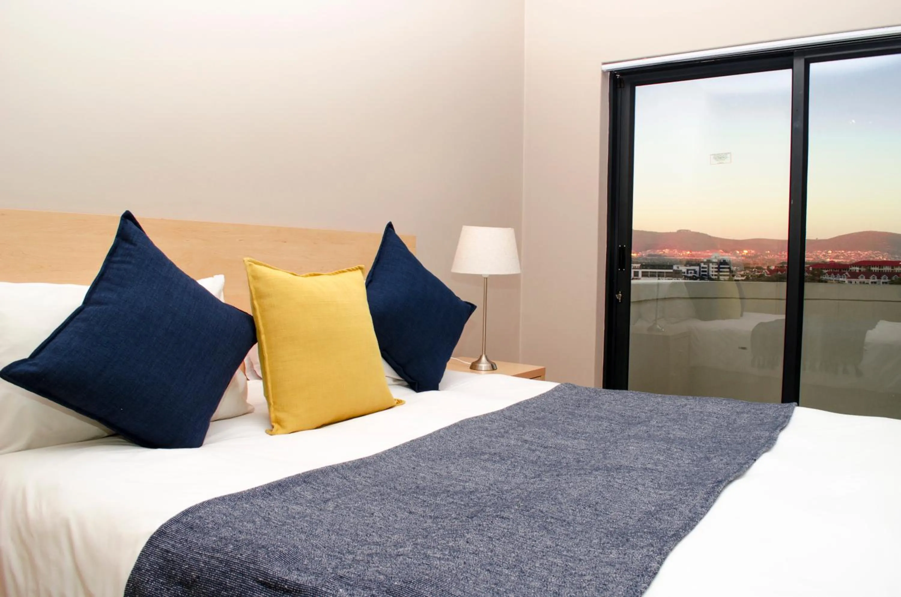 Bedroom, Bed in Knightsbridge Luxury Apartments