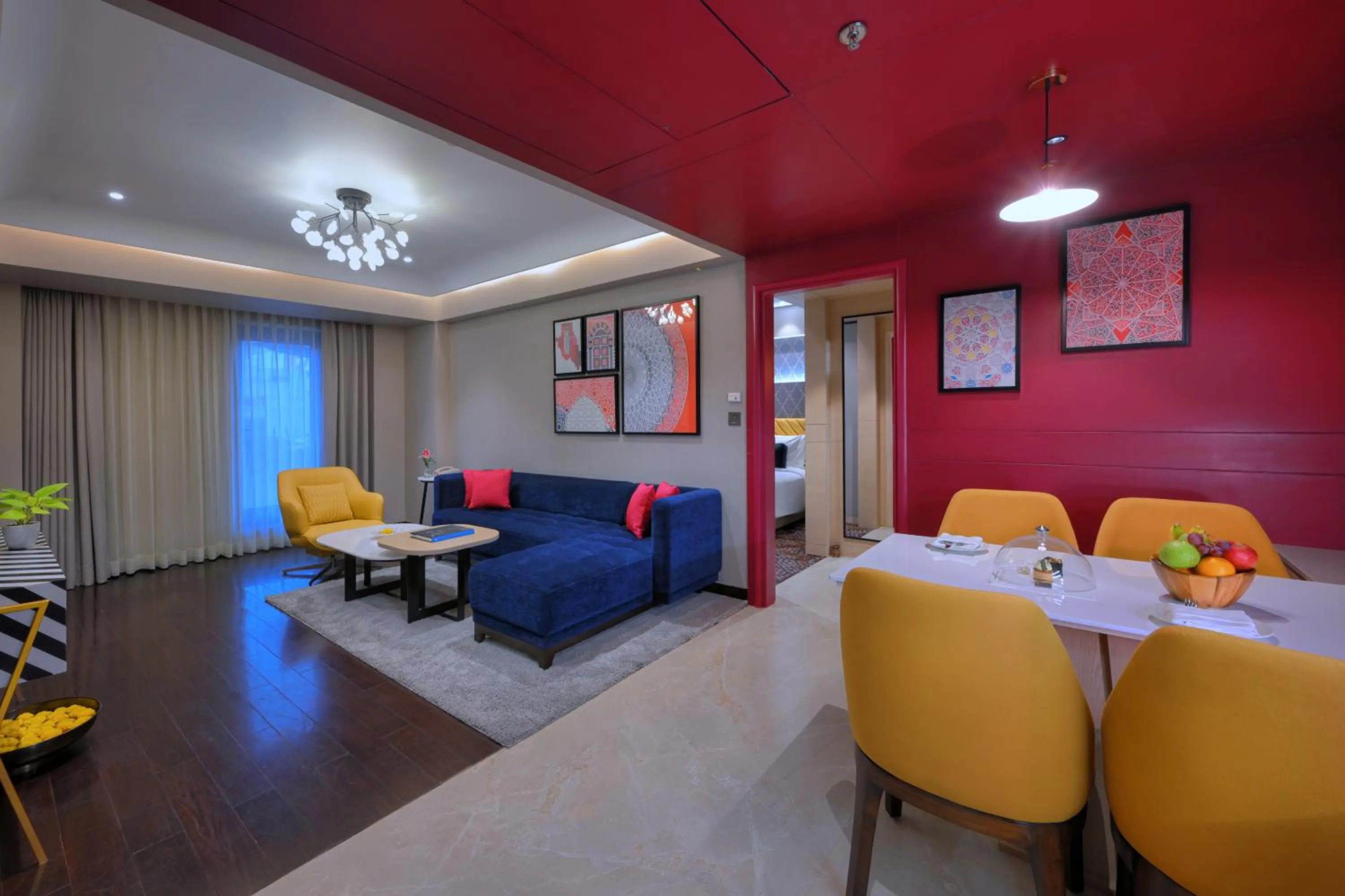 Seating area in Grand Mercure Agra - An Accor Brand