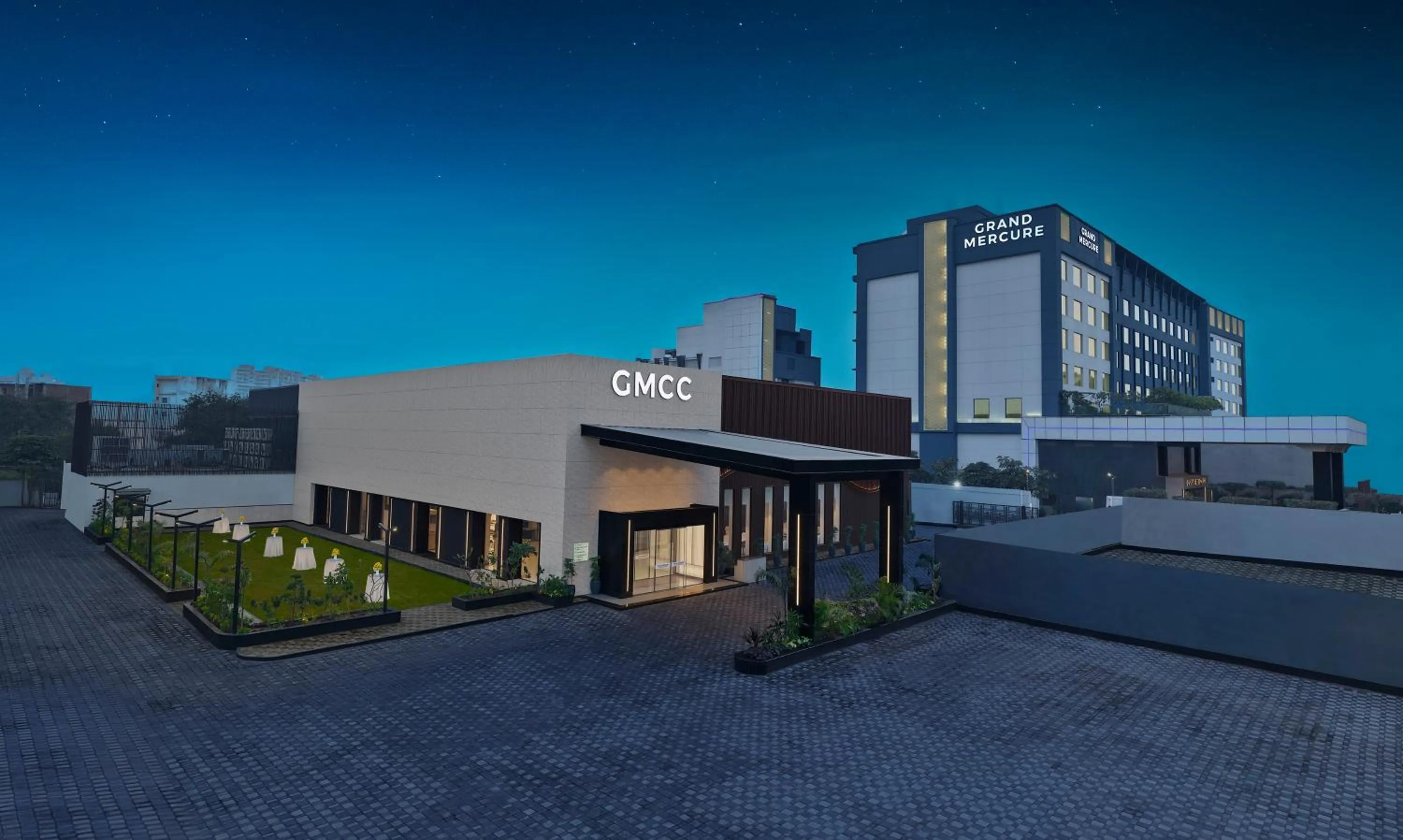Property building in Grand Mercure Agra - An Accor Brand