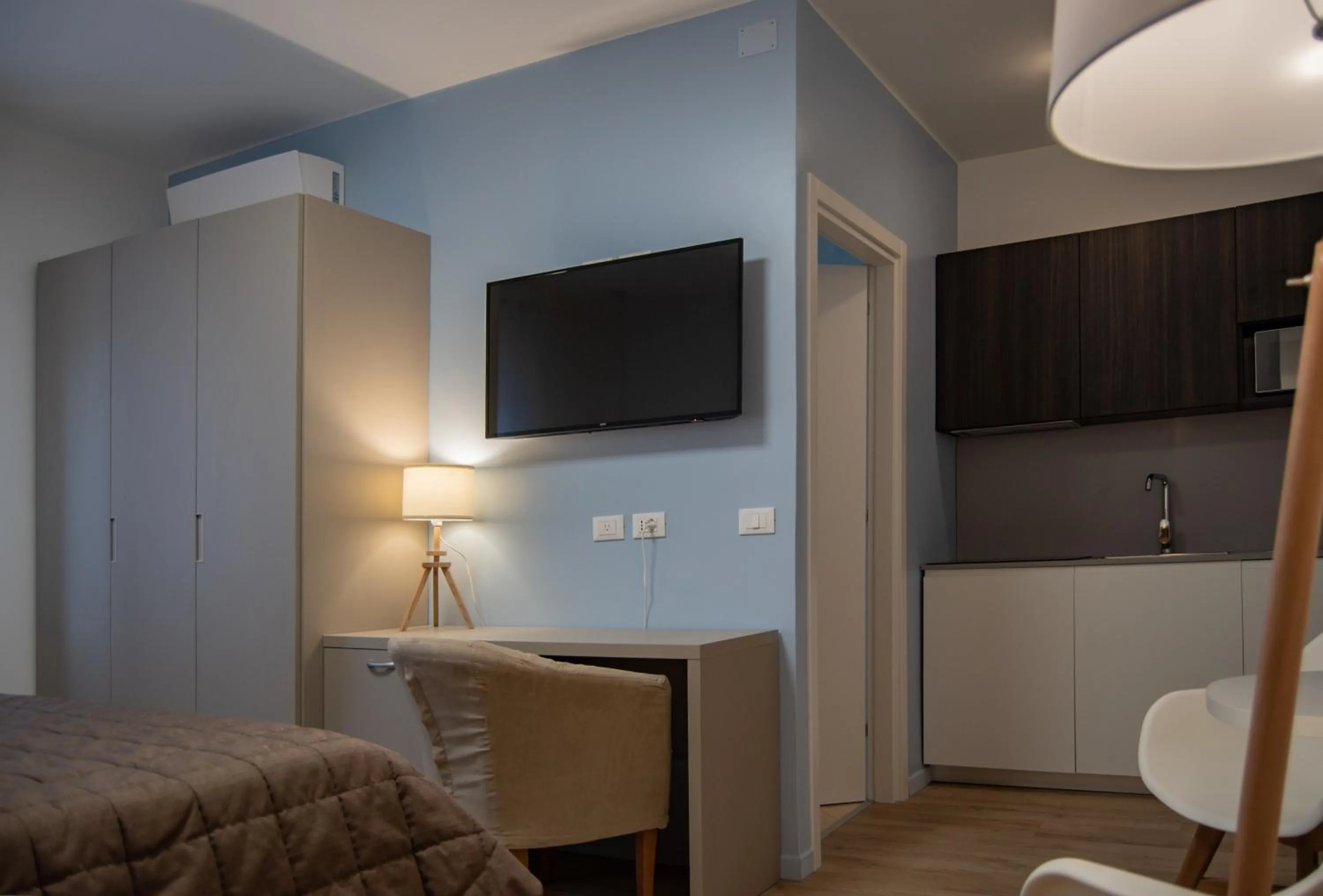 TV and multimedia, Bed in Hotel Oliva