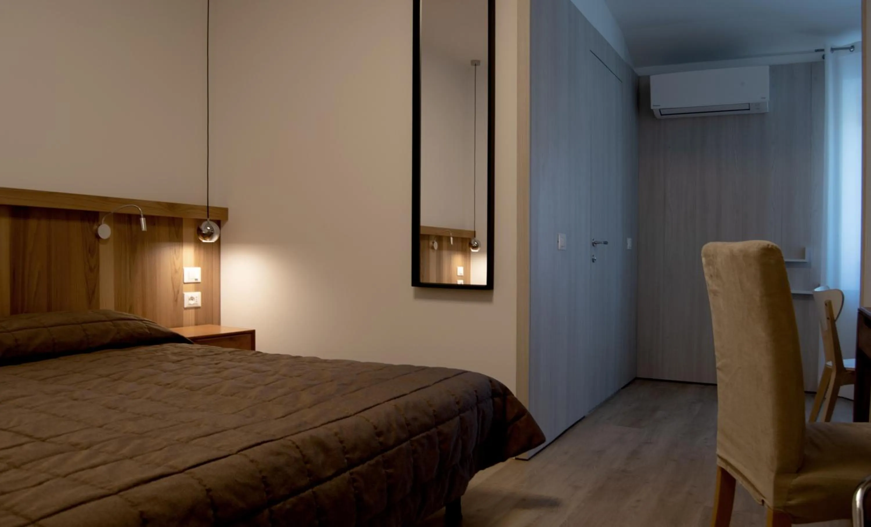 Photo of the whole room, Bed in Hotel Oliva