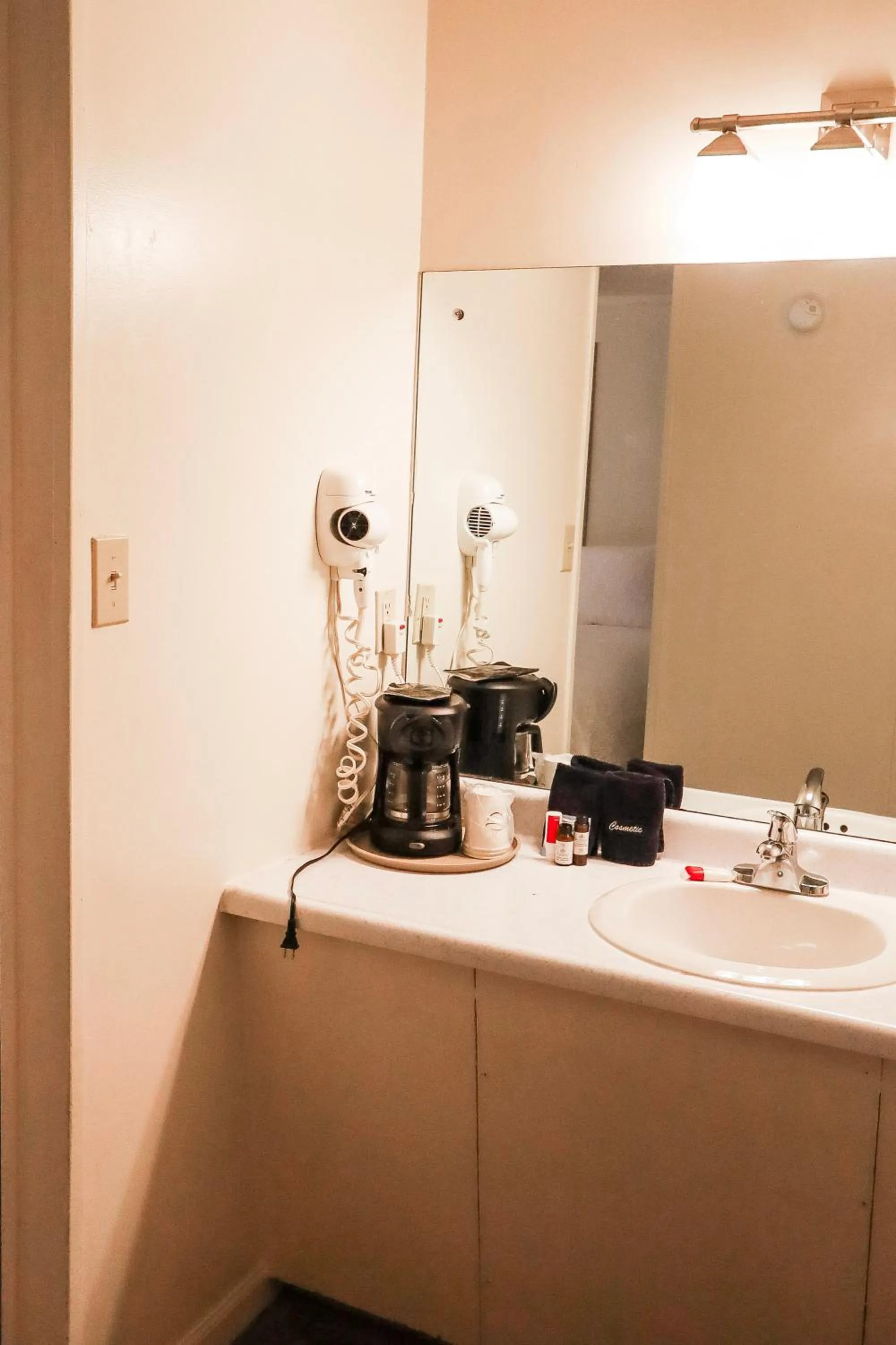 Coffee/tea facilities in The Gillette