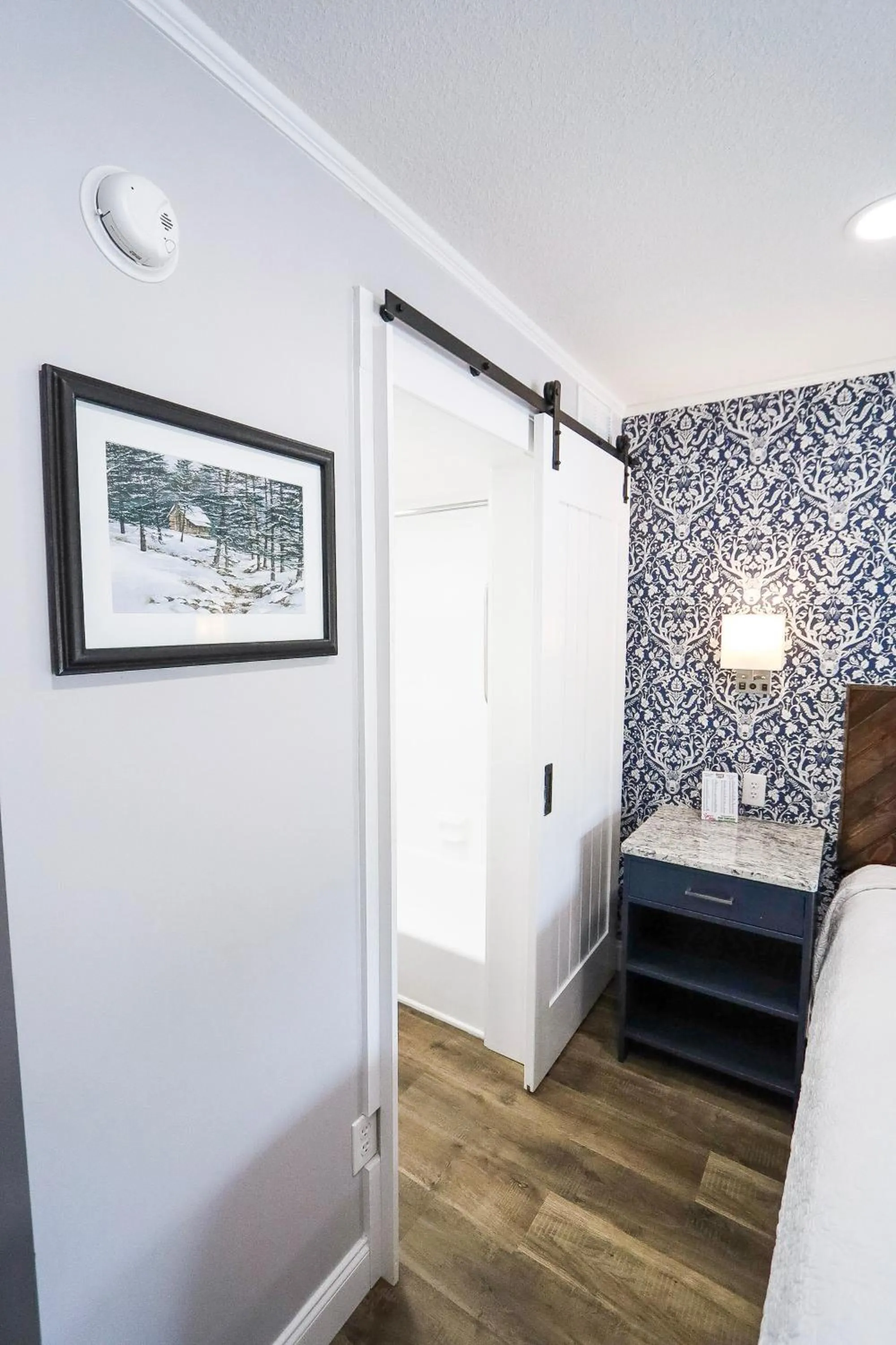 Bedroom, Bed in The Gillette