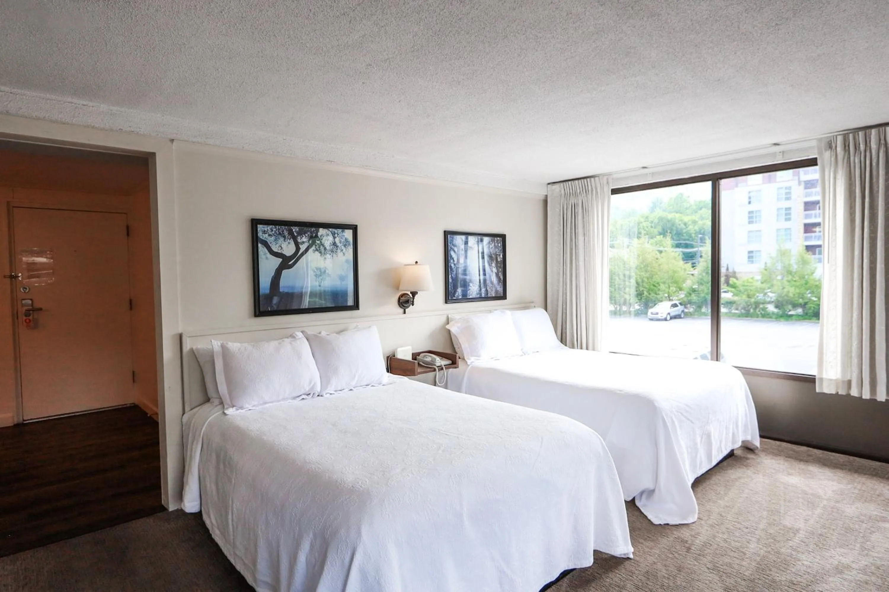 Bedroom, Bed in The Gillette