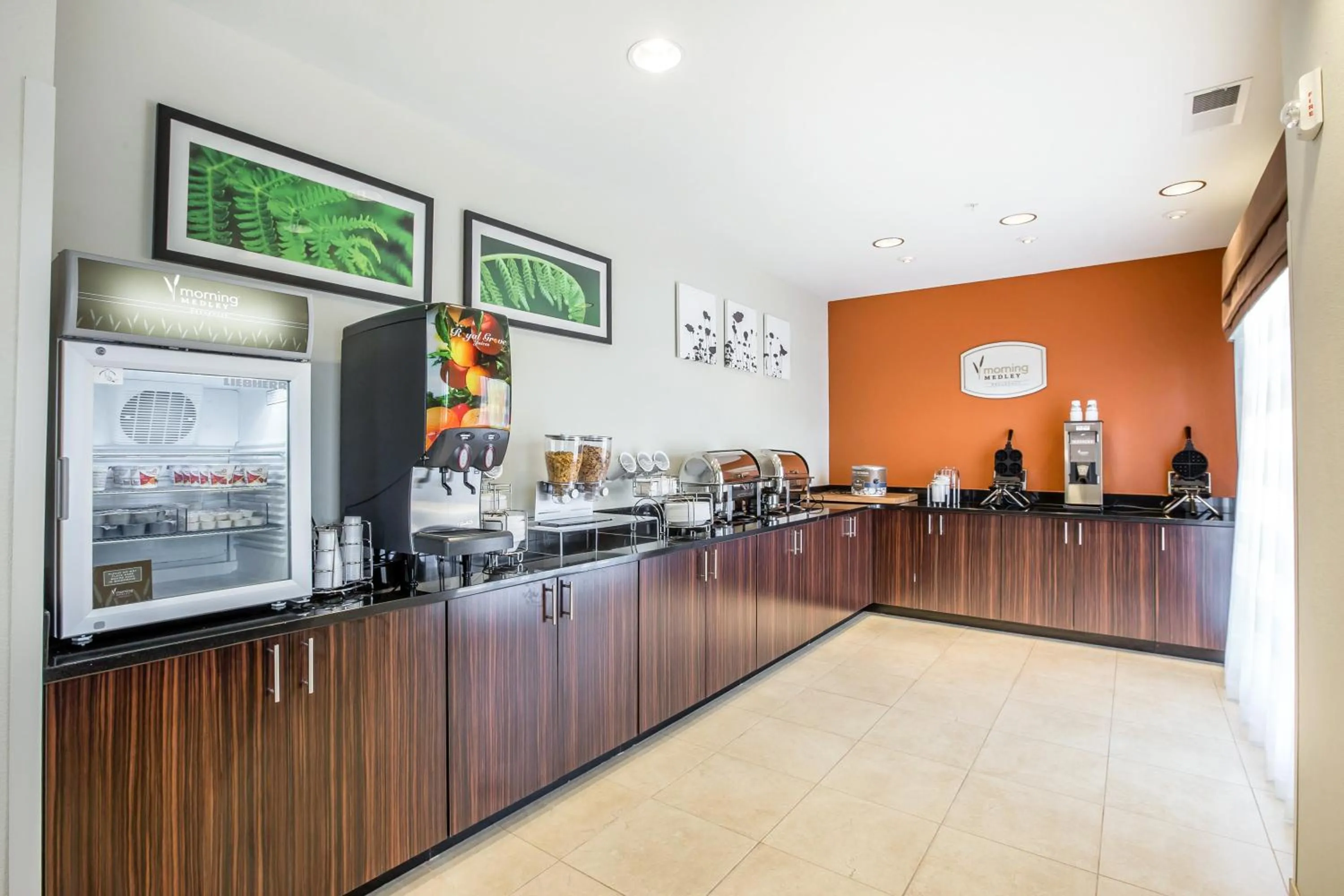 Buffet breakfast in Sleep Inn Cartersville