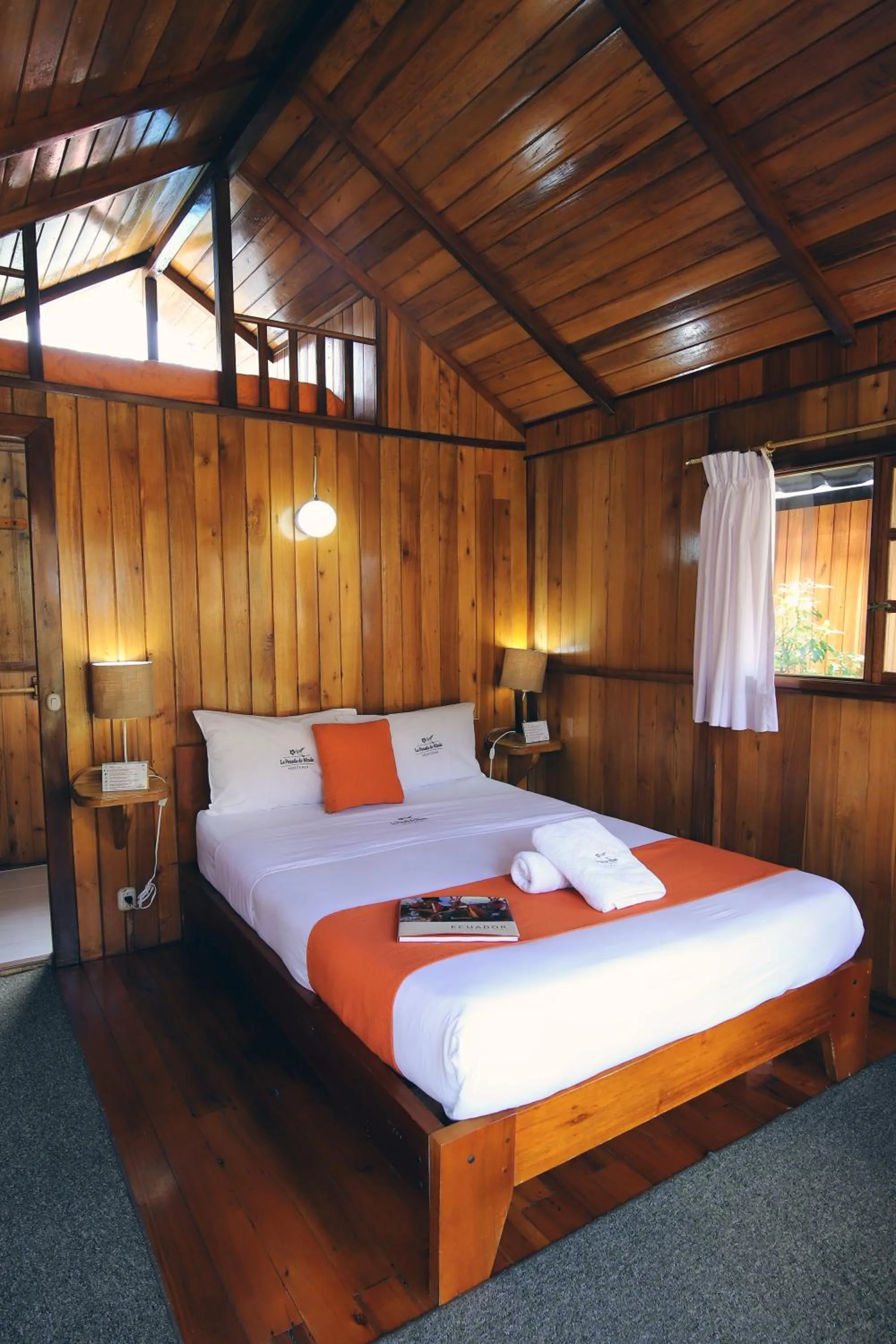 Bed in La Posada de Mindo