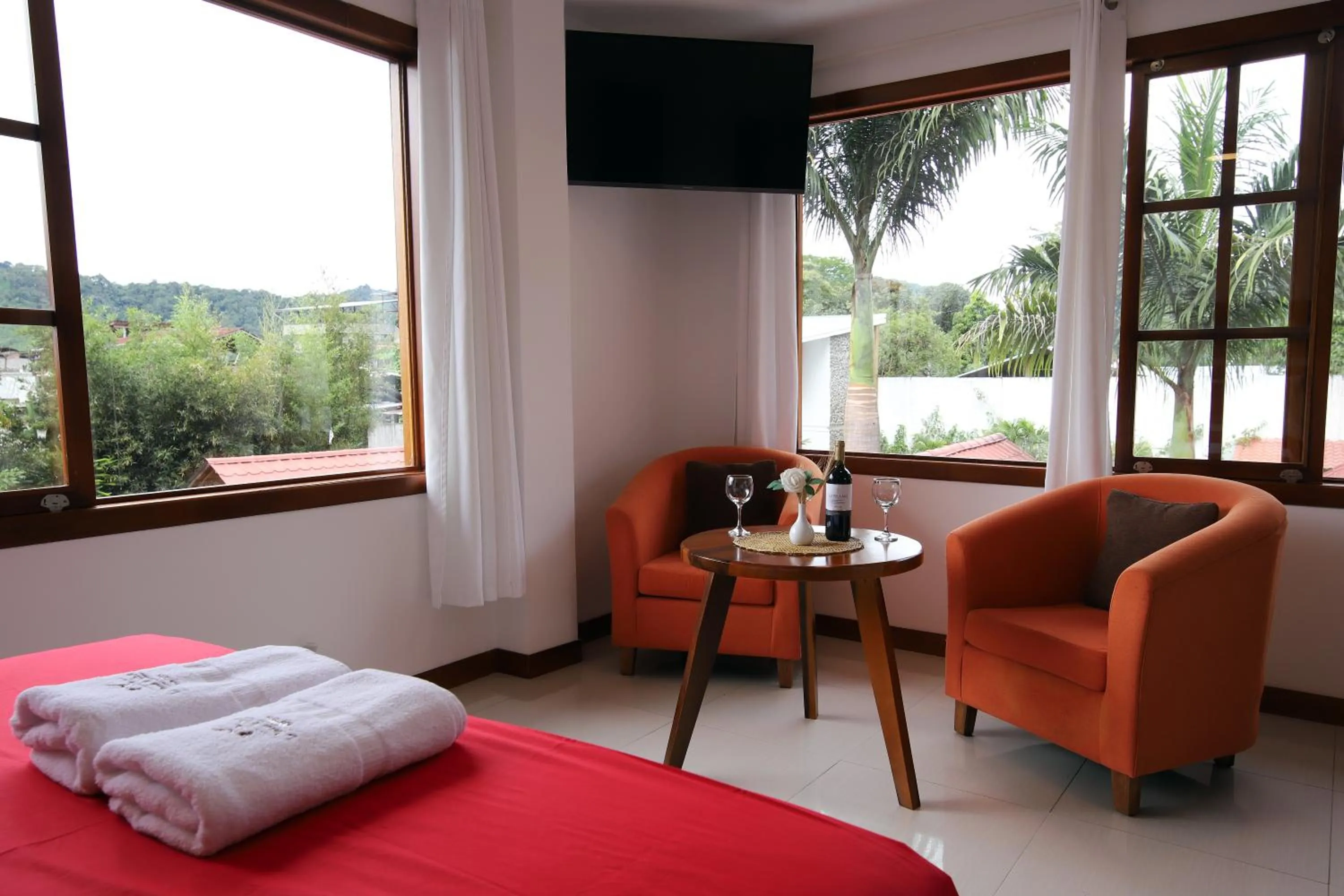 Bed in La Posada de Mindo