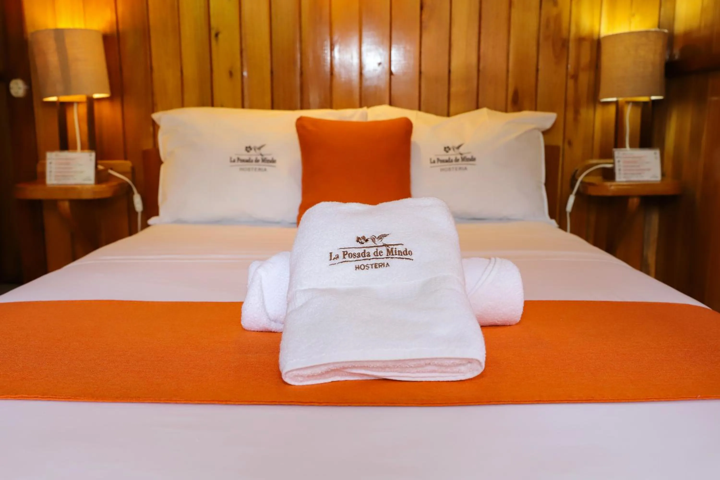 Bed in La Posada de Mindo