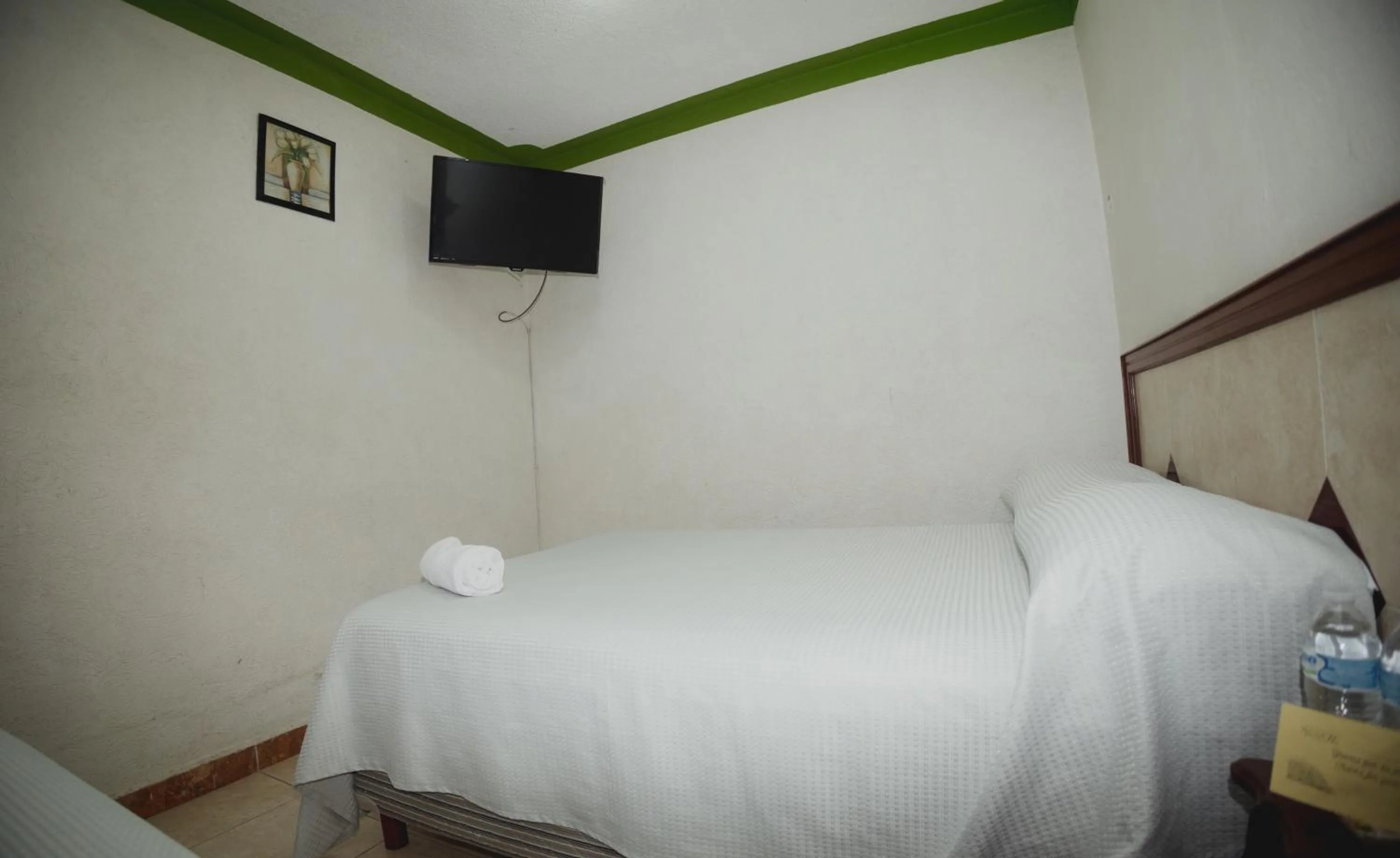 Photo of the whole room, Bed in Nicte Ha Campeche