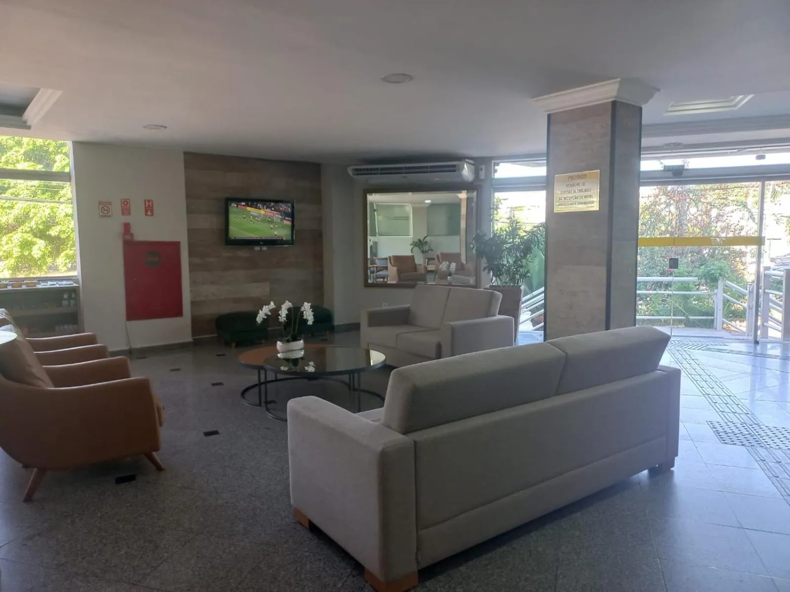 Lobby or reception in Fênix Hotel Campinas