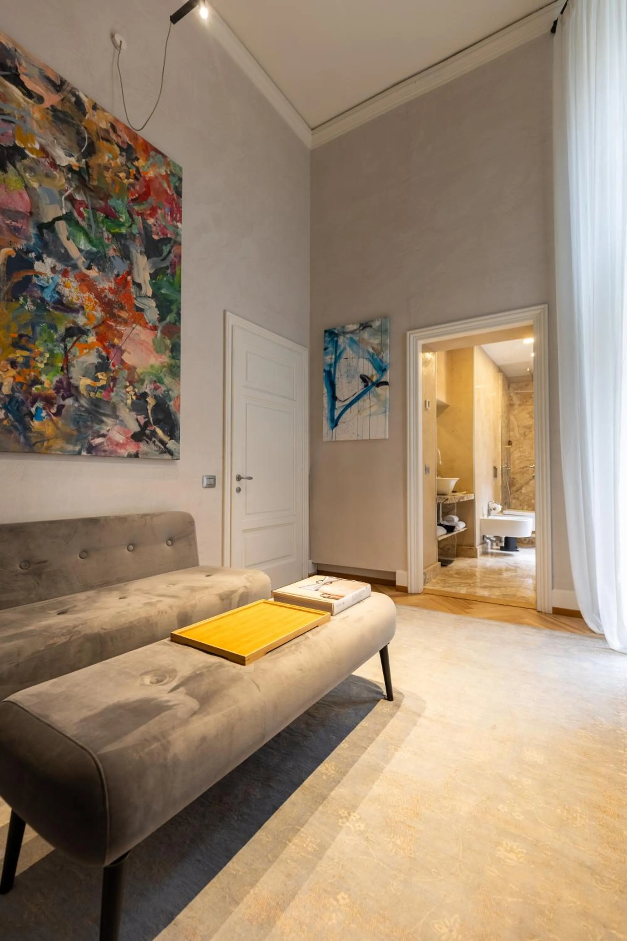 Living room, Bed in Galleria Vik Milano - Townhouse Galleria - Small Luxury Hotels of the World