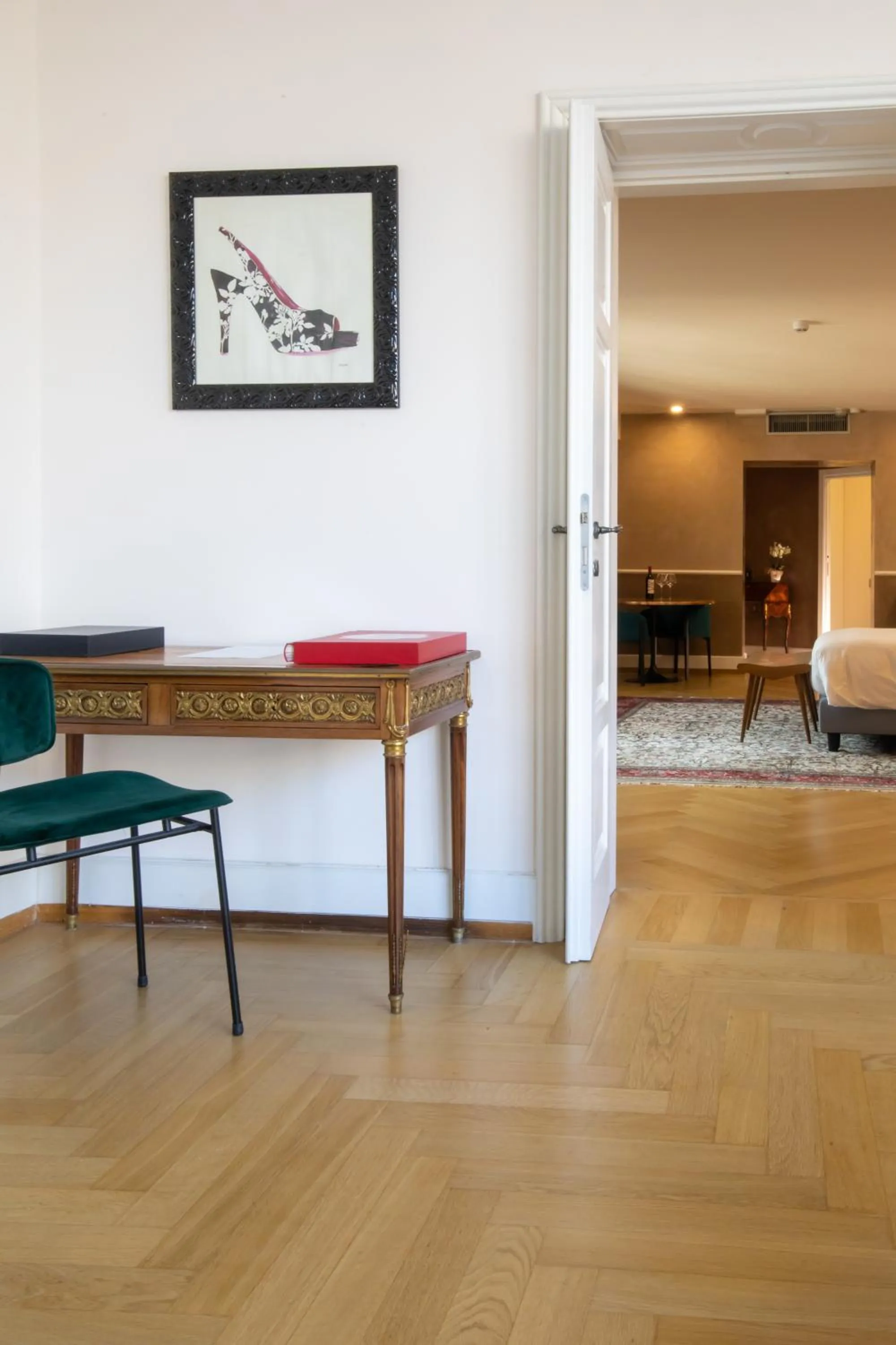 Seating area in Galleria Vik Milano - Townhouse Galleria - Small Luxury Hotels of the World