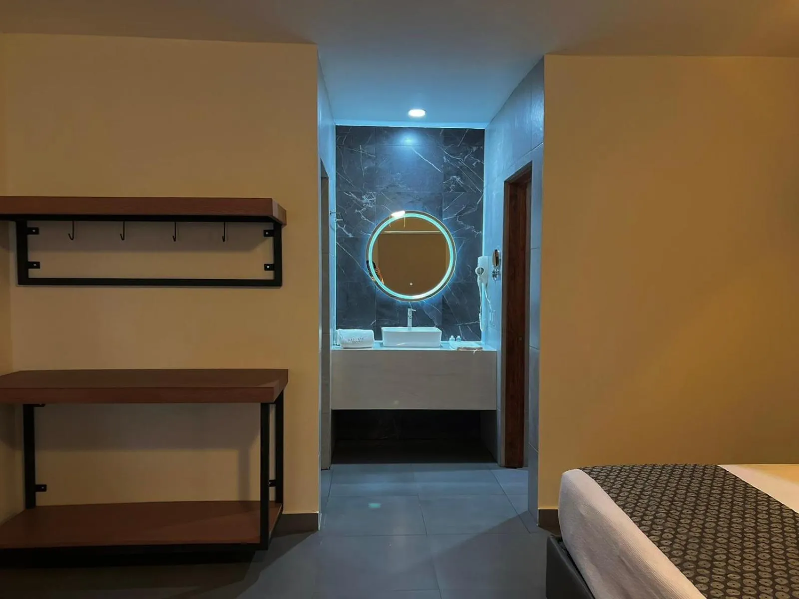 Photo of the whole room, Bed in Hotel Maioris Guadalajara