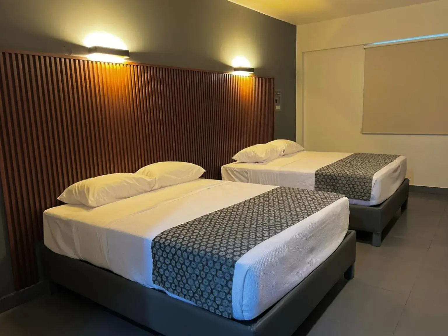 Deluxe Twin Room in Hotel Maioris Guadalajara Deluxe Twin Room in Hotel Maioris Guadalajara