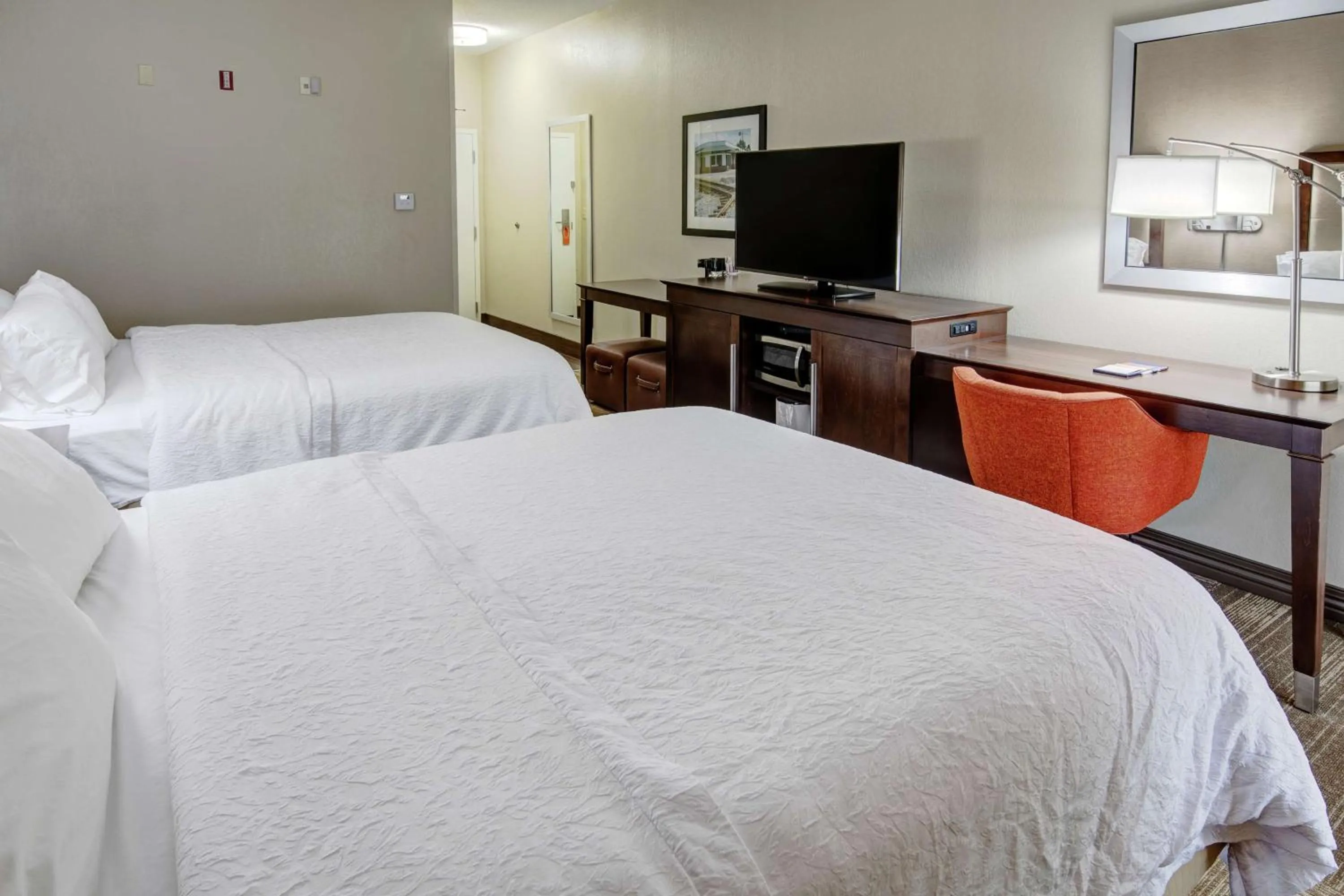 Bedroom, Bed in Hampton Inn Corinth