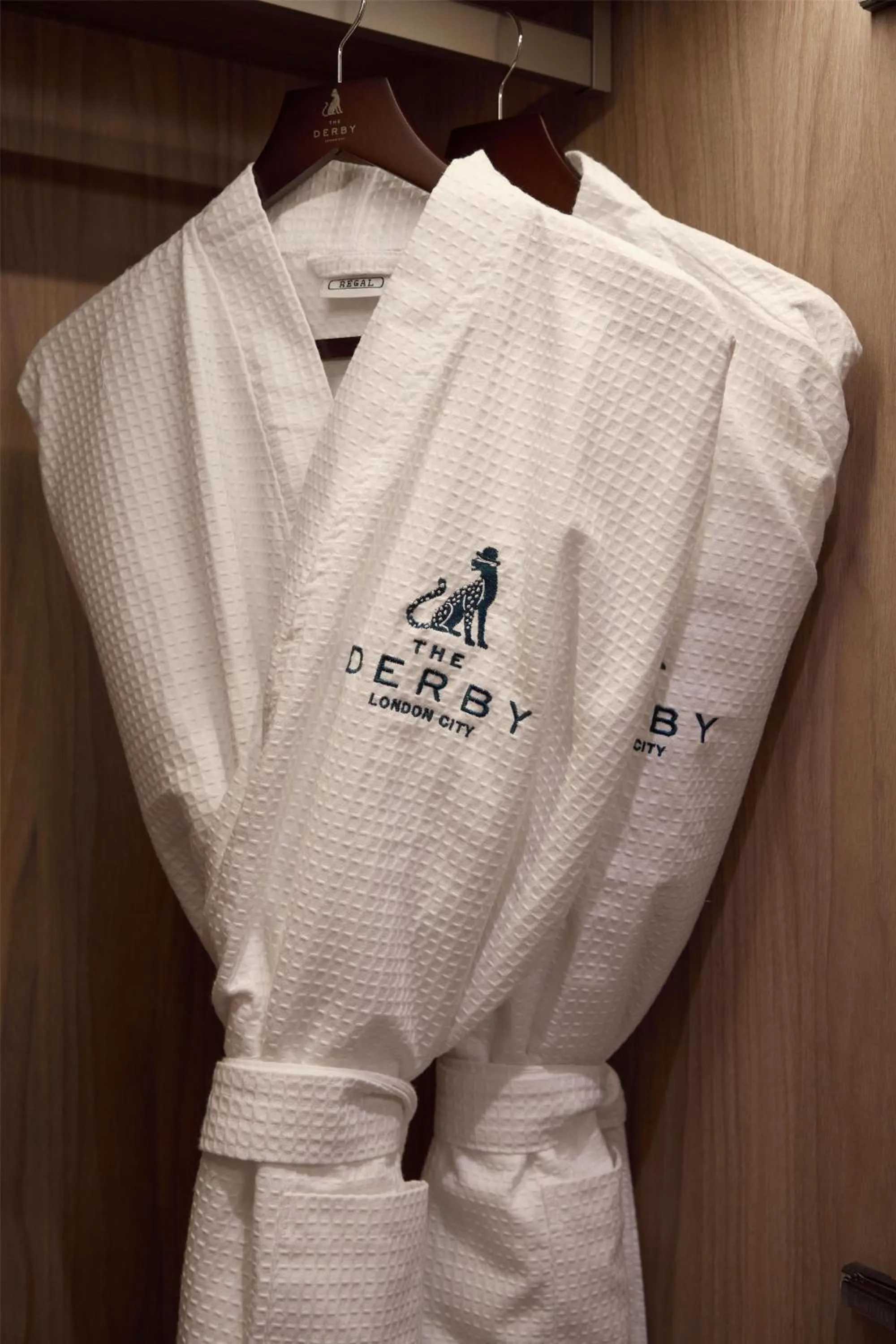 Deluxe King Room in The Derby London City, Curio Collection By Hilton