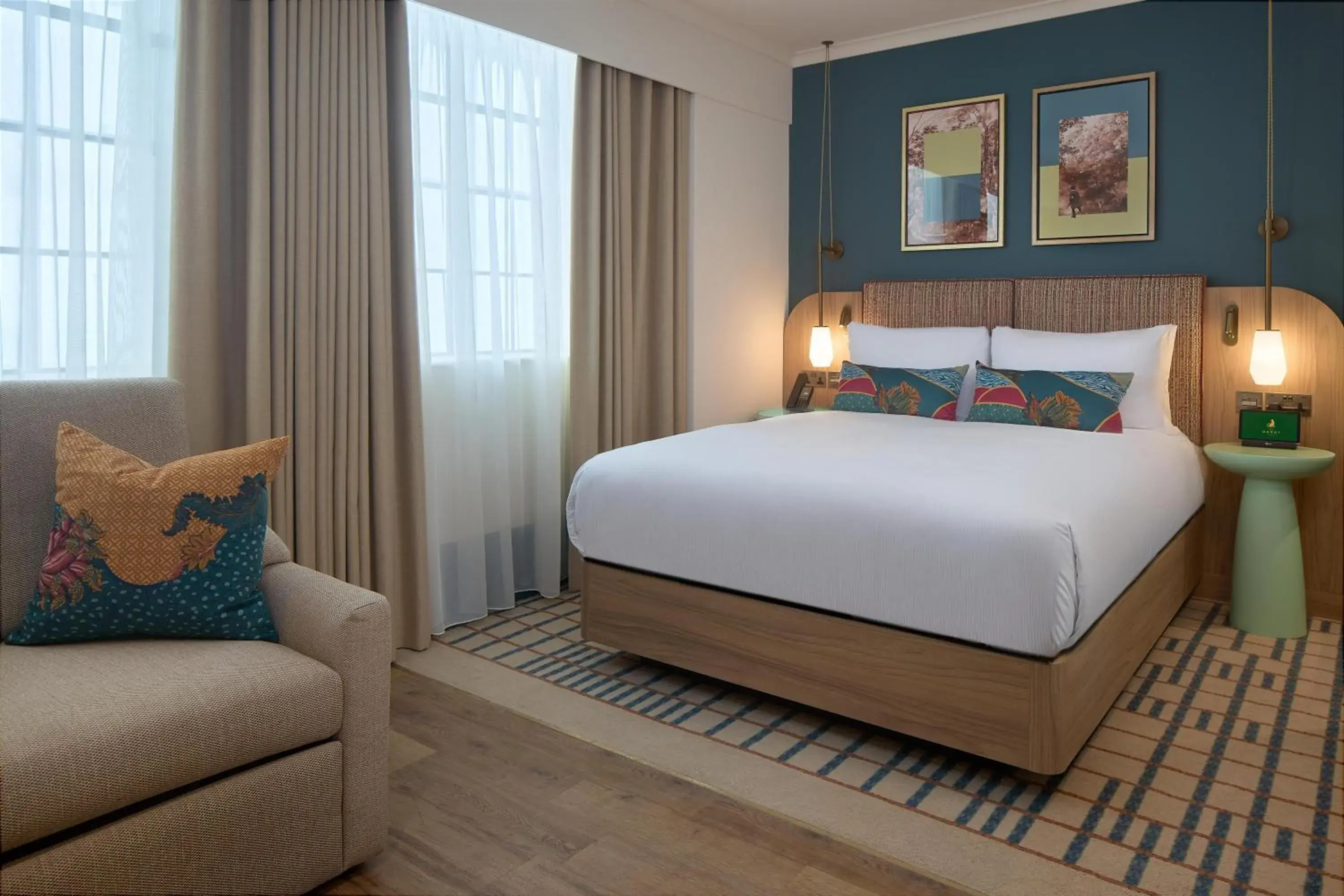 Queen Room with Sofa Bed and View in The Derby London City, Curio Collection By Hilton Queen Room with Sofa Bed and View in The Derby London City, Curio Collection By Hilton