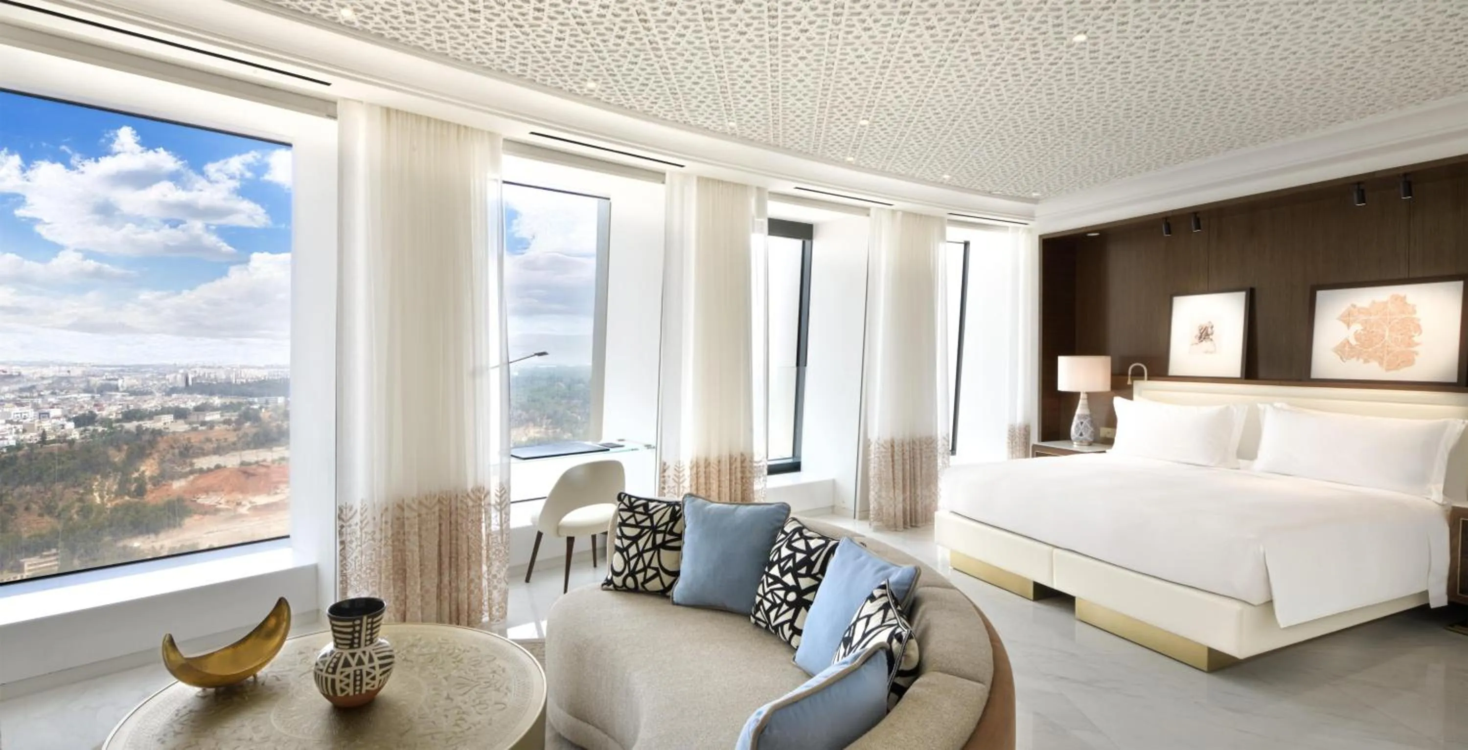 Living room, Bed in Waldorf Astoria Rabat Salé