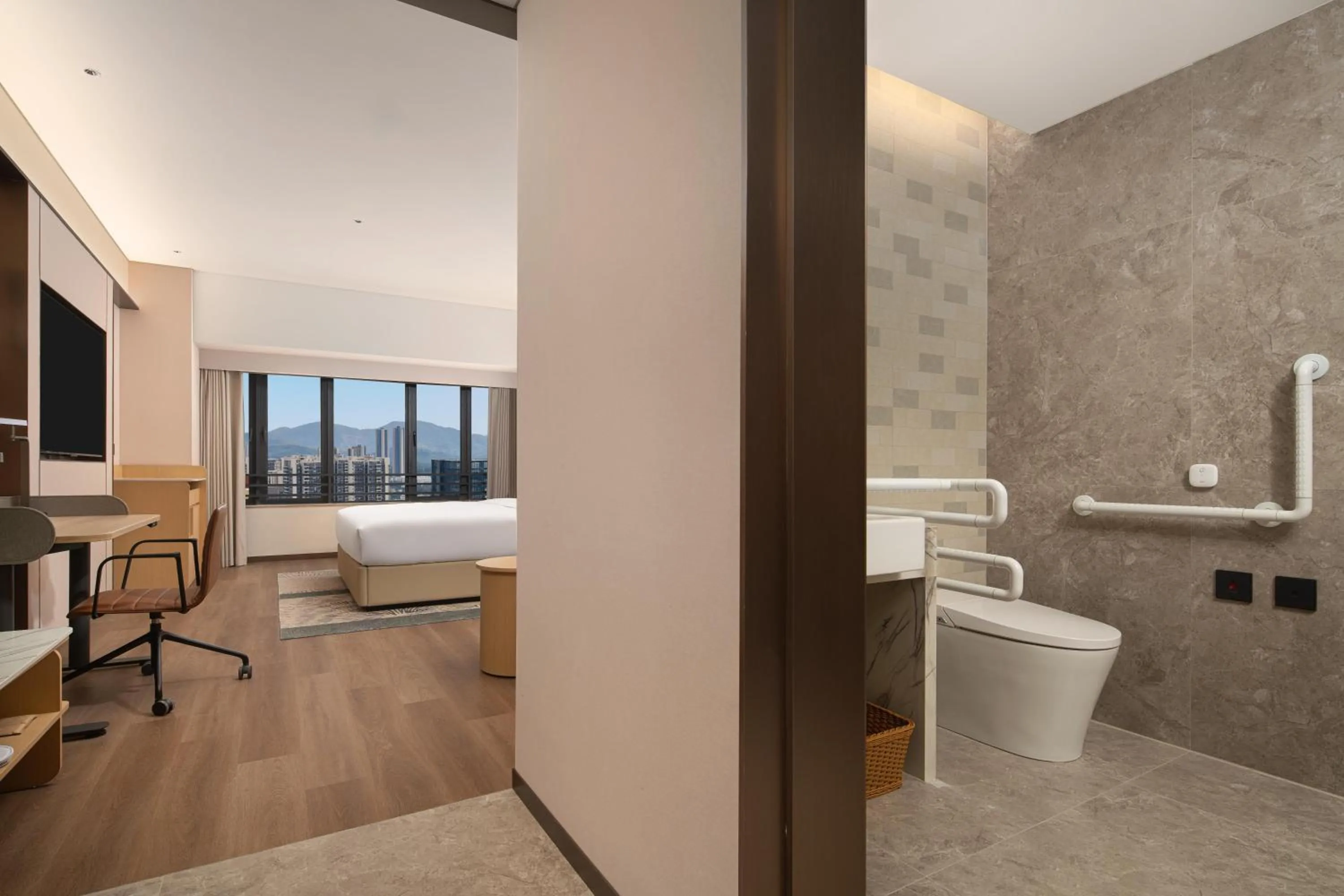 Bathroom in Hilton Garden Inn Shenzhen Pingshan Chaoshang Plaza