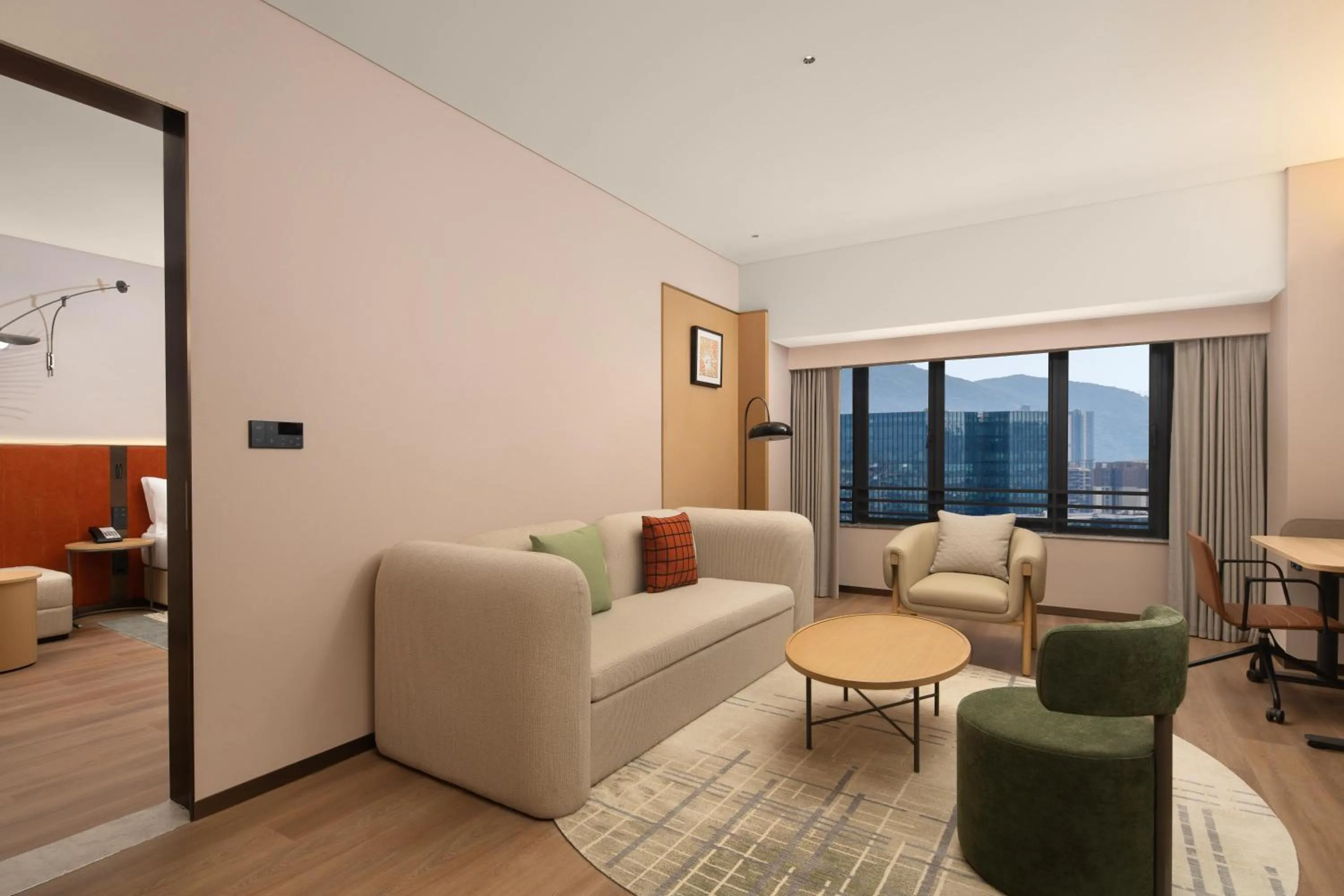 Living room in Hilton Garden Inn Shenzhen Pingshan Chaoshang Plaza