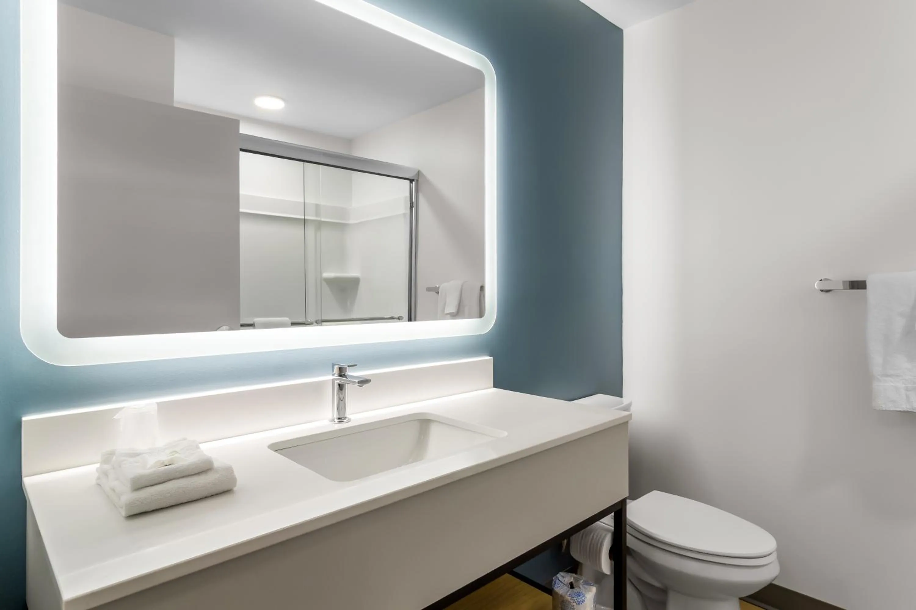 Bathroom in StudioRes by Marriott Newnan