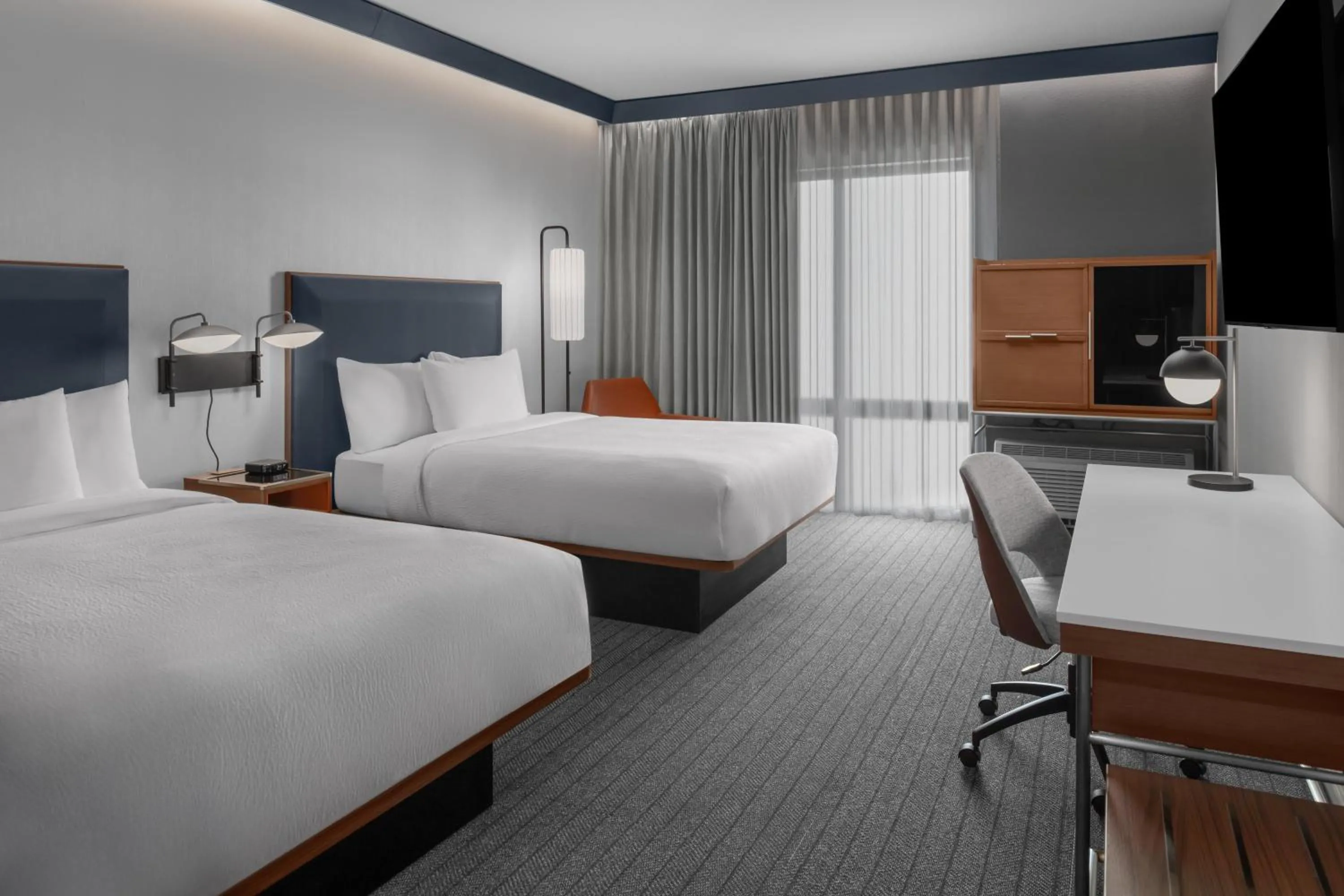 Bed in Courtyard by Marriott Woodland