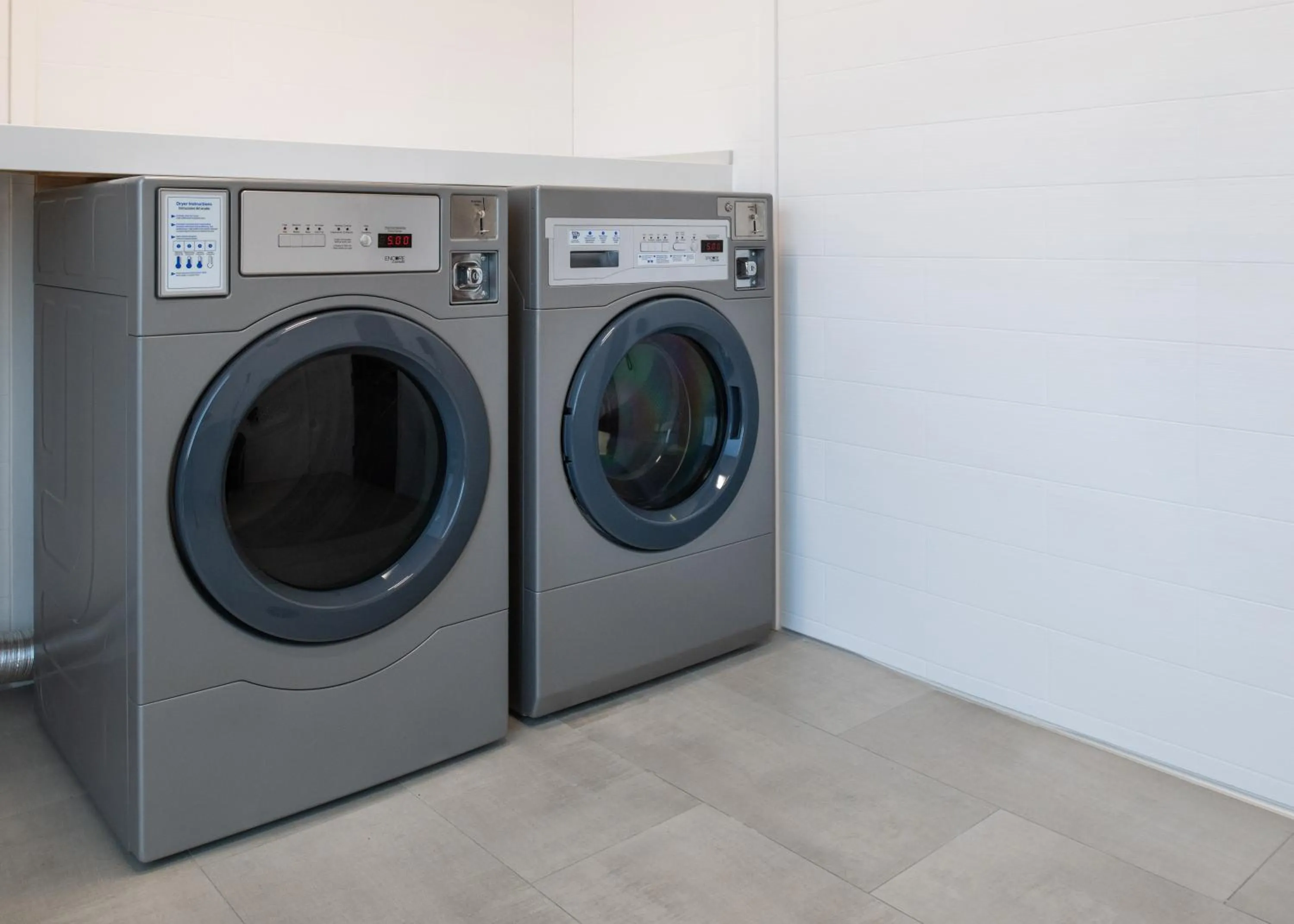 laundry in Courtyard by Marriott Woodland