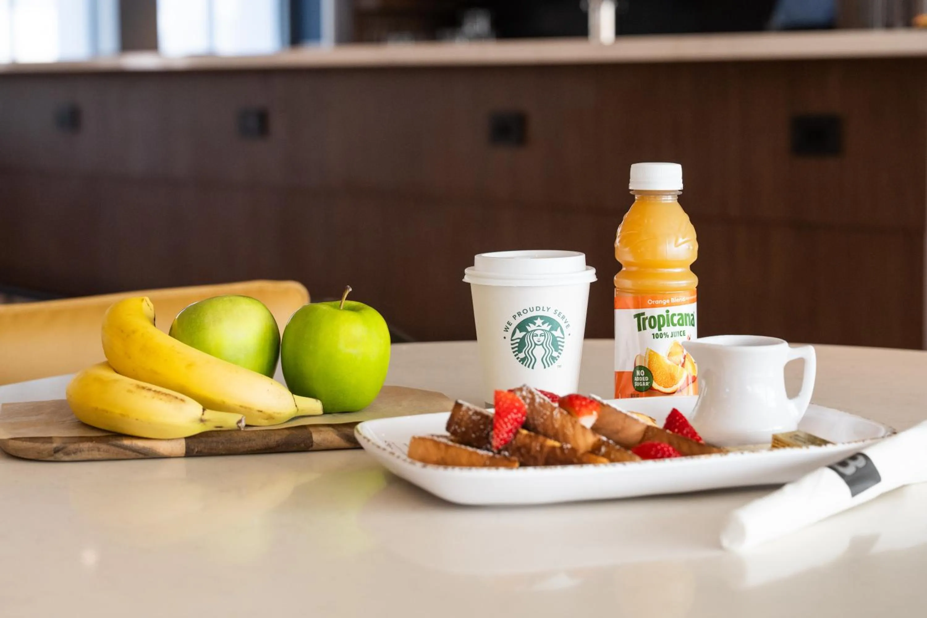 Breakfast in Courtyard by Marriott Woodland