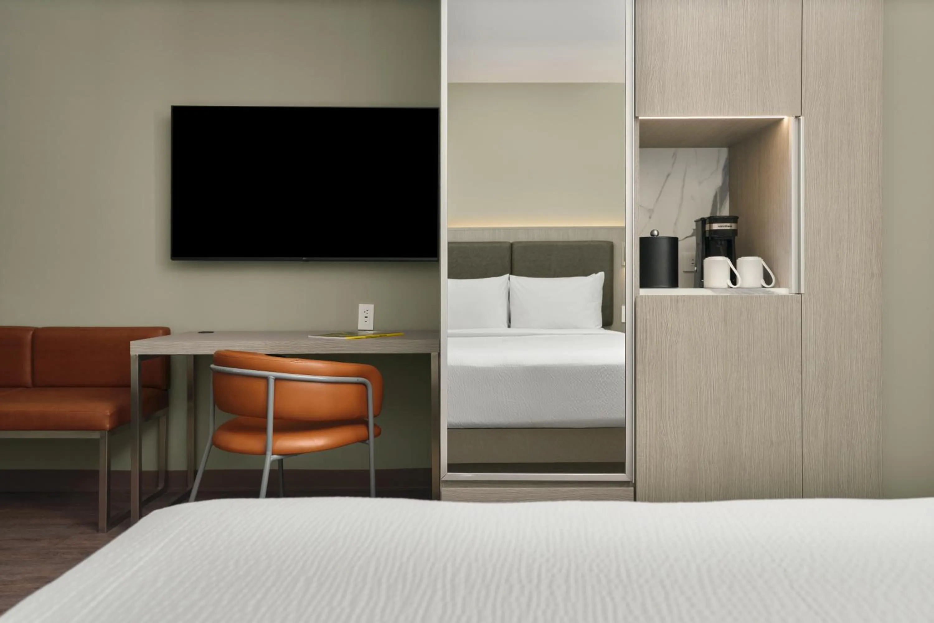 Bed in Courtyard by Marriott Quito Airport