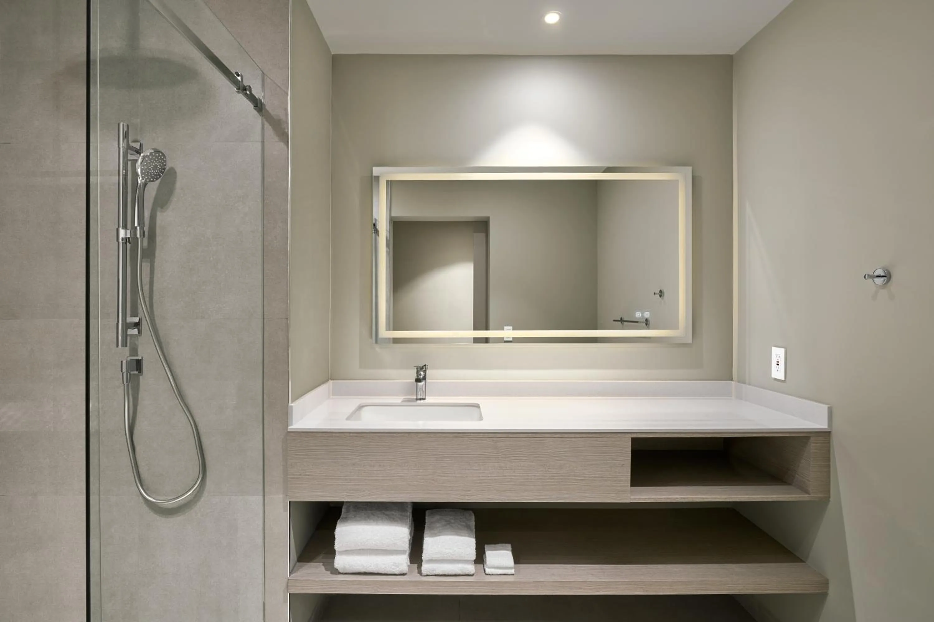 Shower in Courtyard by Marriott Quito Airport