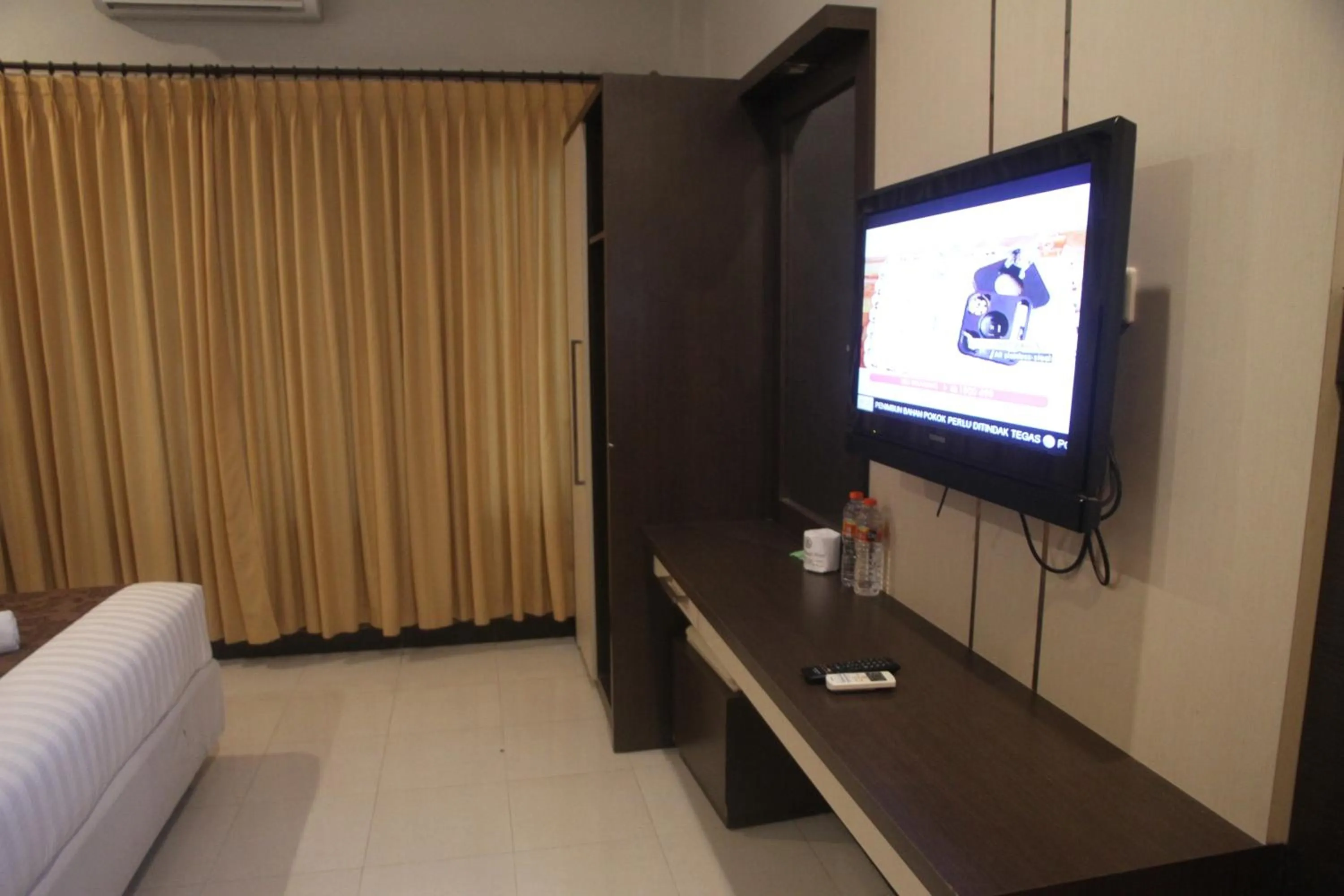 Bedroom in Puri Senggigi Hotel