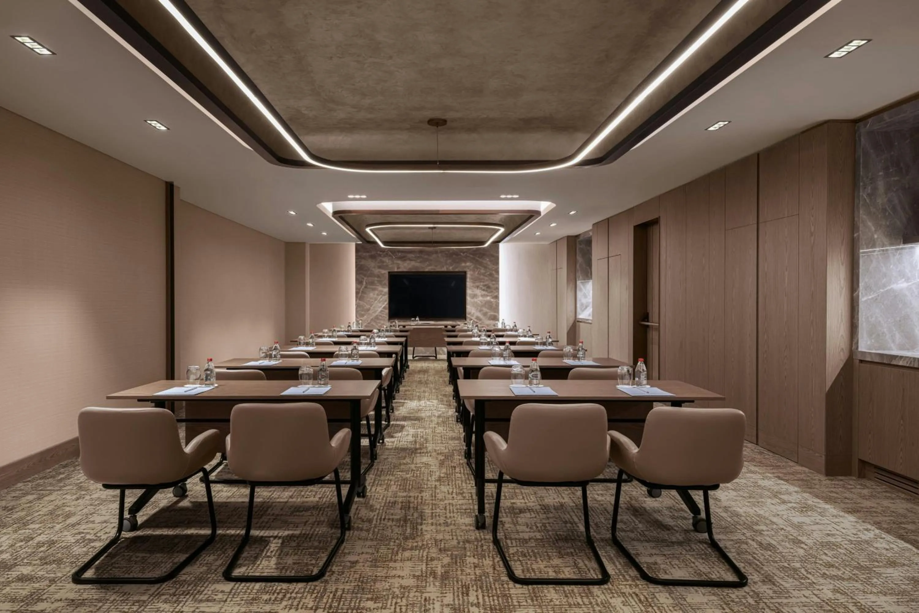 Meeting/conference room in Marriott Executive Apartments Istanbul Tema World