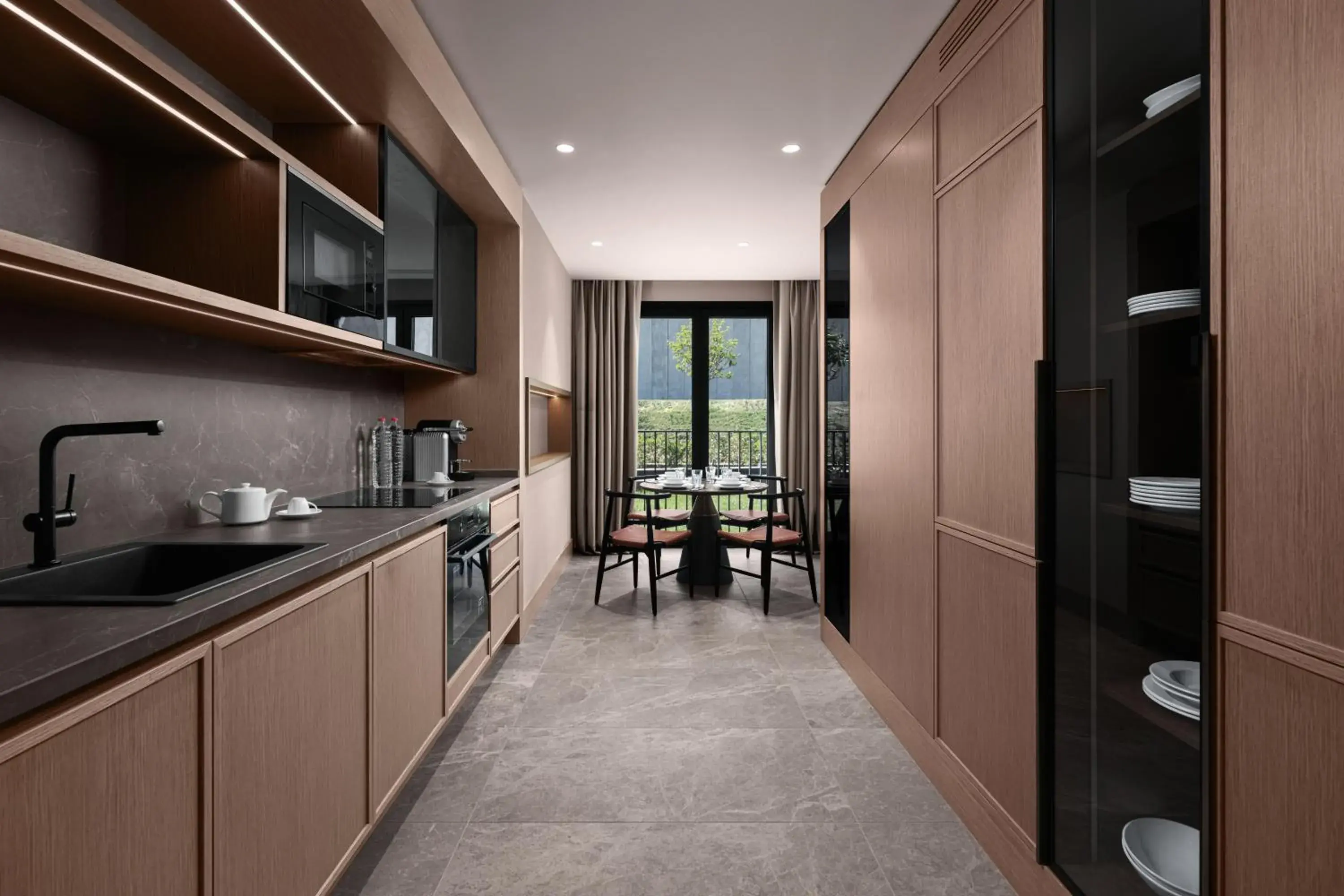 Two-Bedroom Large Apartment with Roll-In Shower and Tema View in Marriott Executive Apartments Istanbul Tema World Two-Bedroom Large Apartment with Roll-In Shower and Tema View in Marriott Executive Apartments Istanbul Tema World