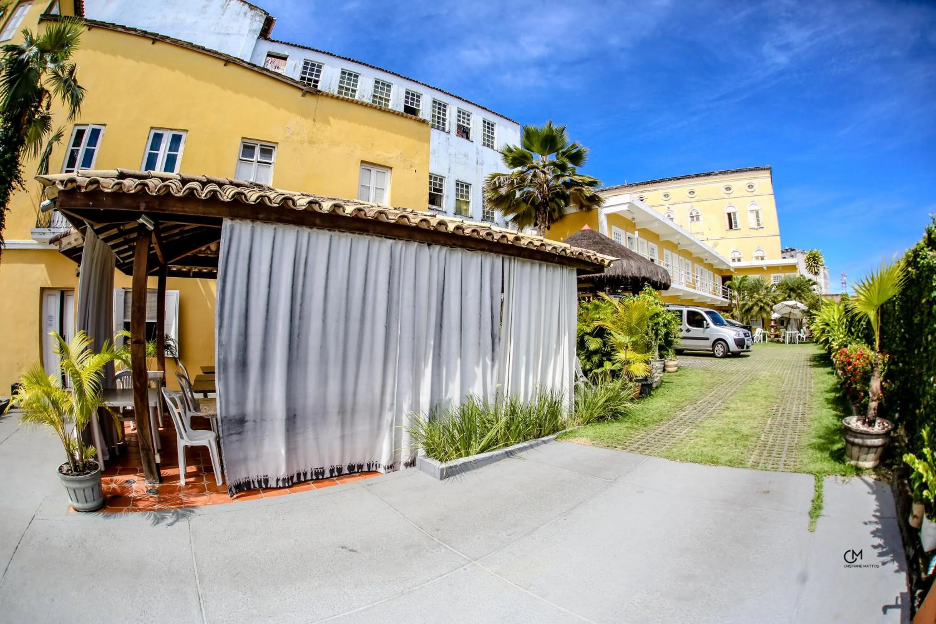 Property building in Hotel Pousada da Mangueira