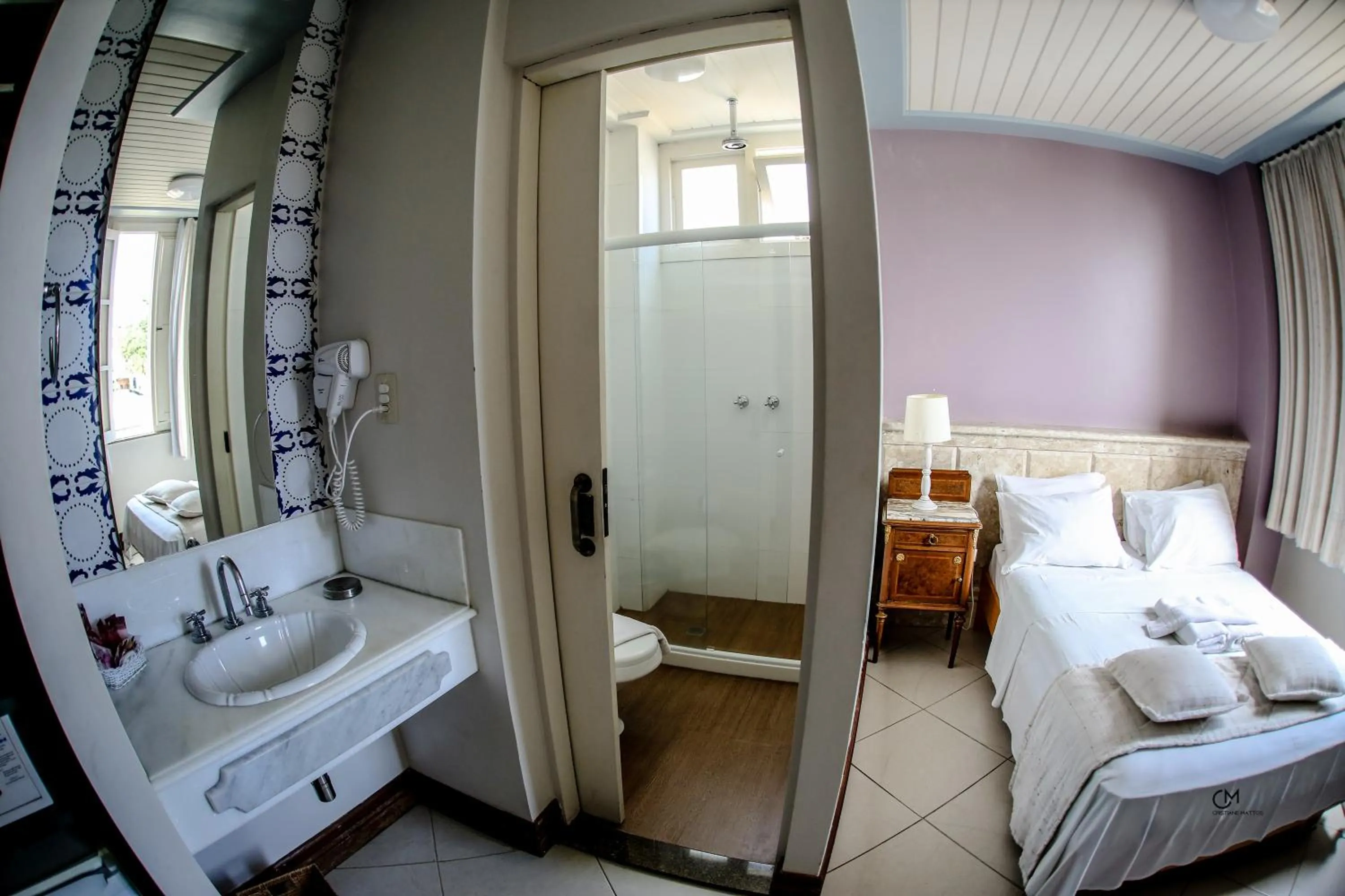 Toilet, Bed in Hotel Pousada da Mangueira