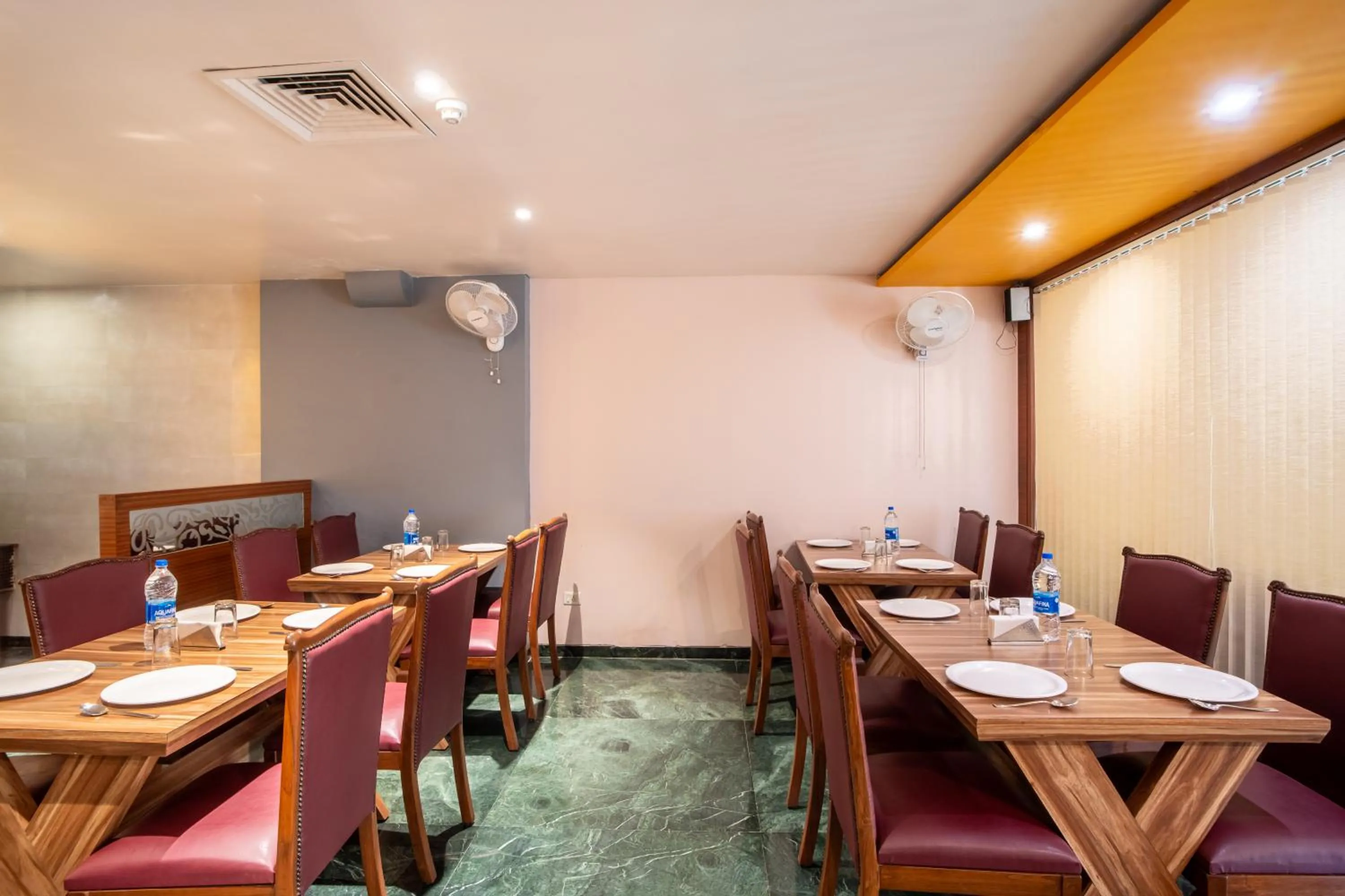 Restaurant/places to eat in Uddhav Vilas A Family Hotel