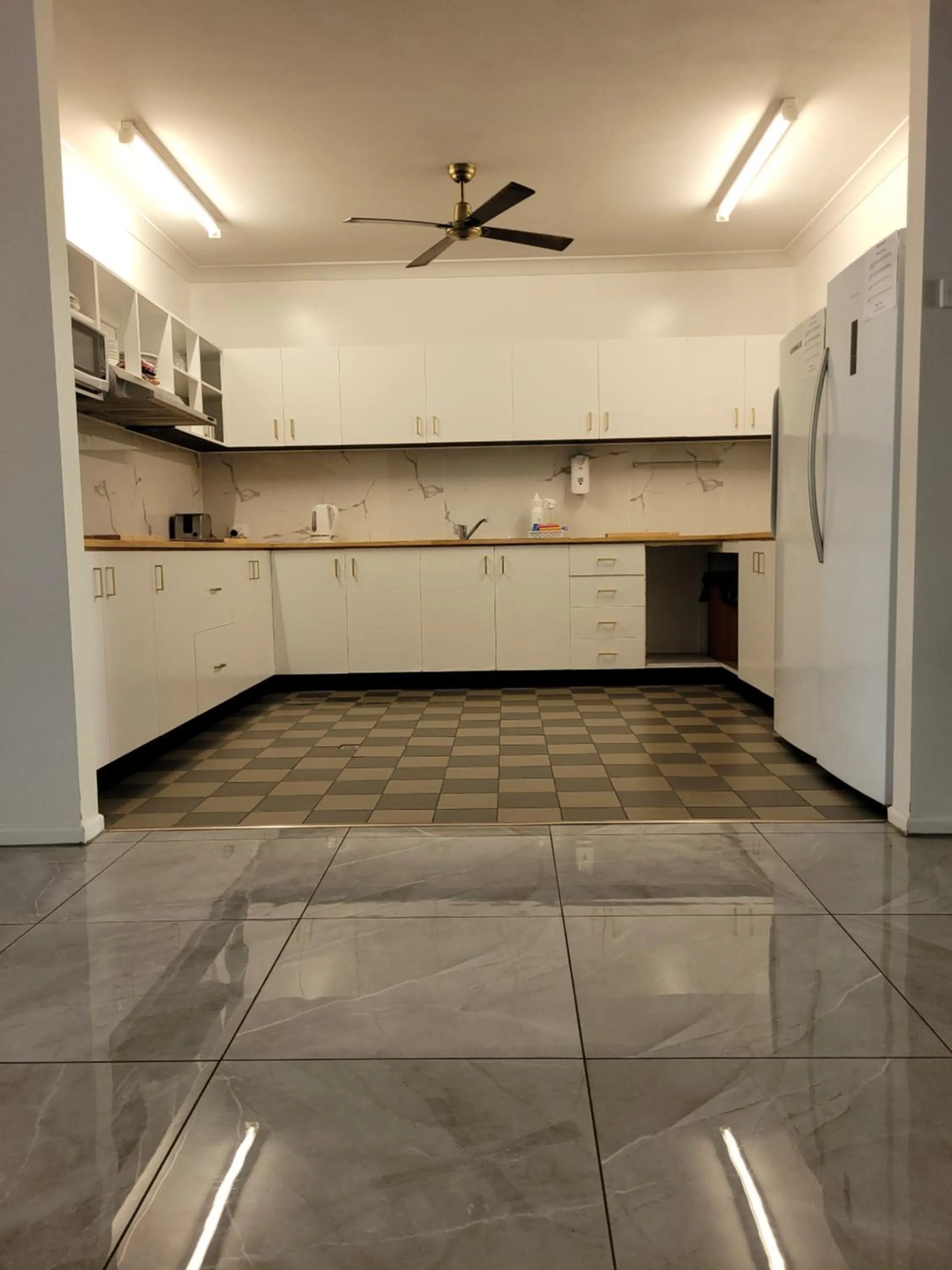 kitchen in Travellers Paradise