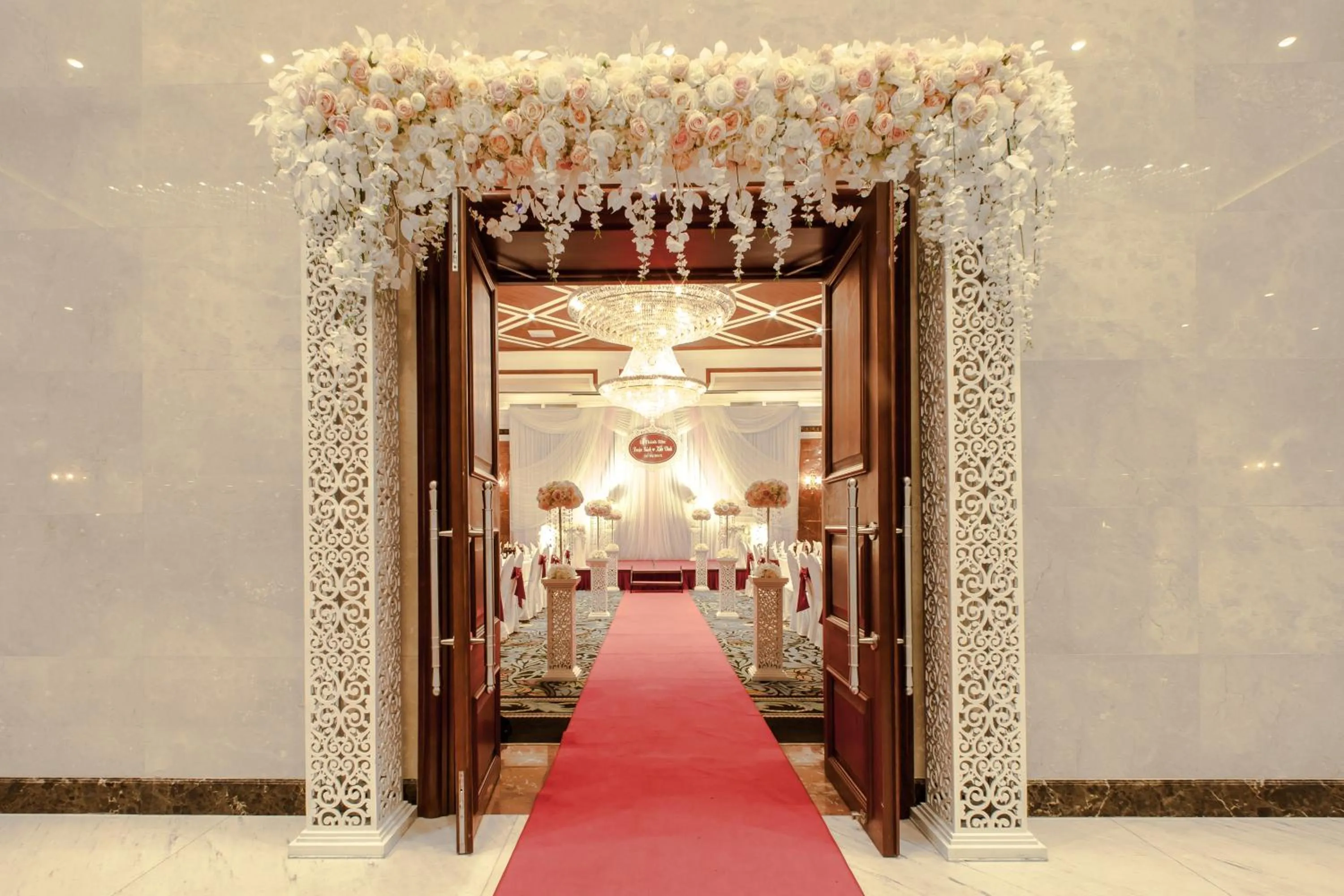 Banquet/Function facilities in Army Hotel