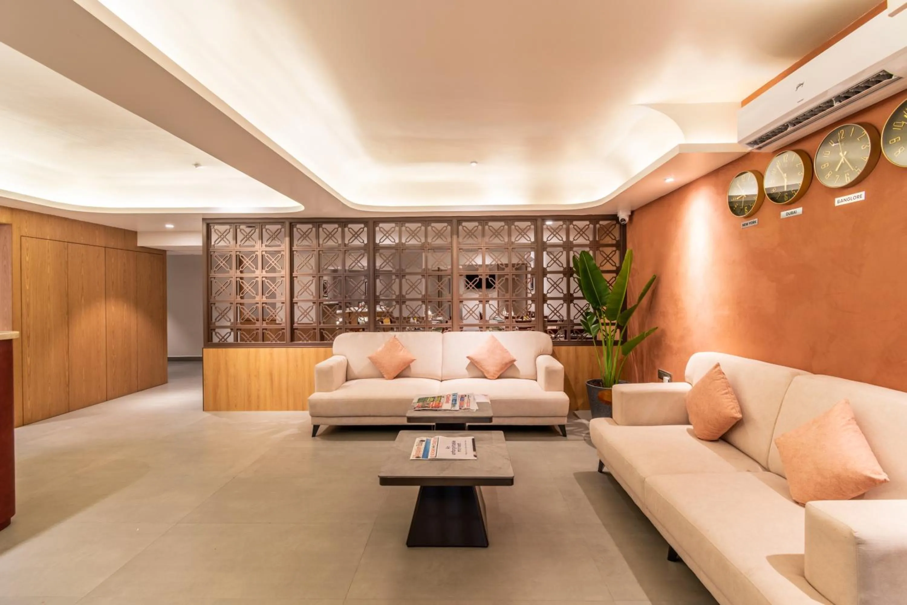 Lobby or reception, Bed in Hotel Vaari Vista By Bestinn Leisure