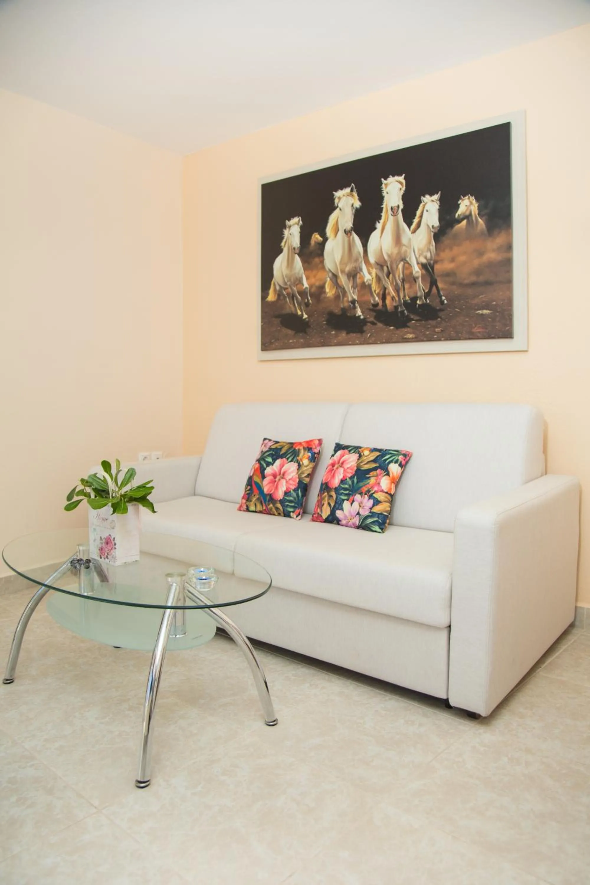 Living room in Brentanos Apartments - A - View of Paradise