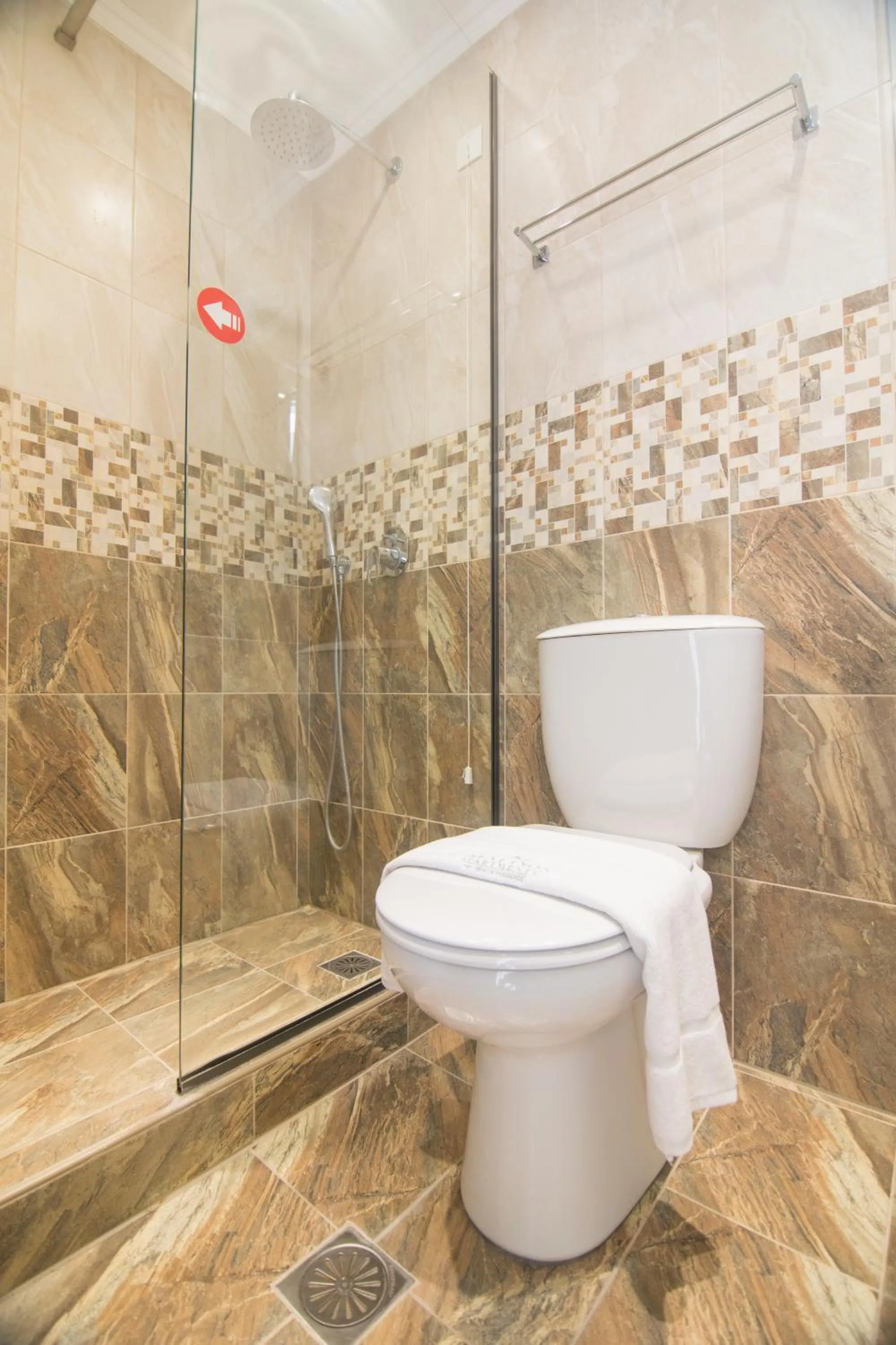 Shower in Brentanos Apartments - A - View of Paradise