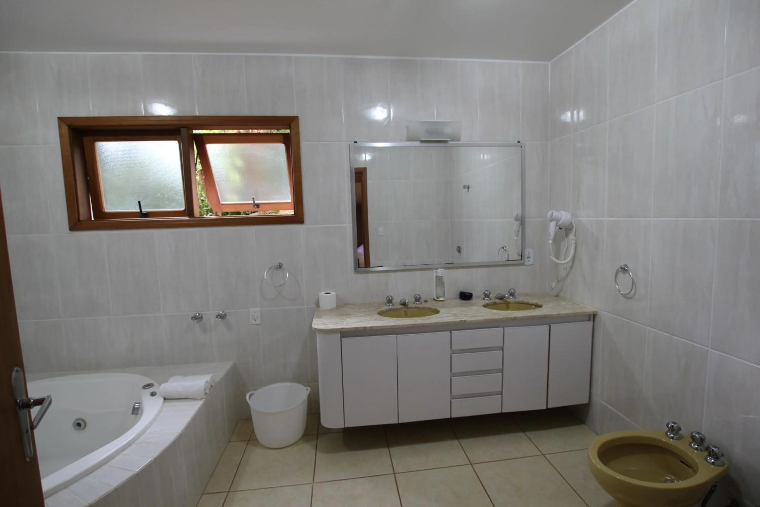 Toilet in Pousada Aguia da Montanha