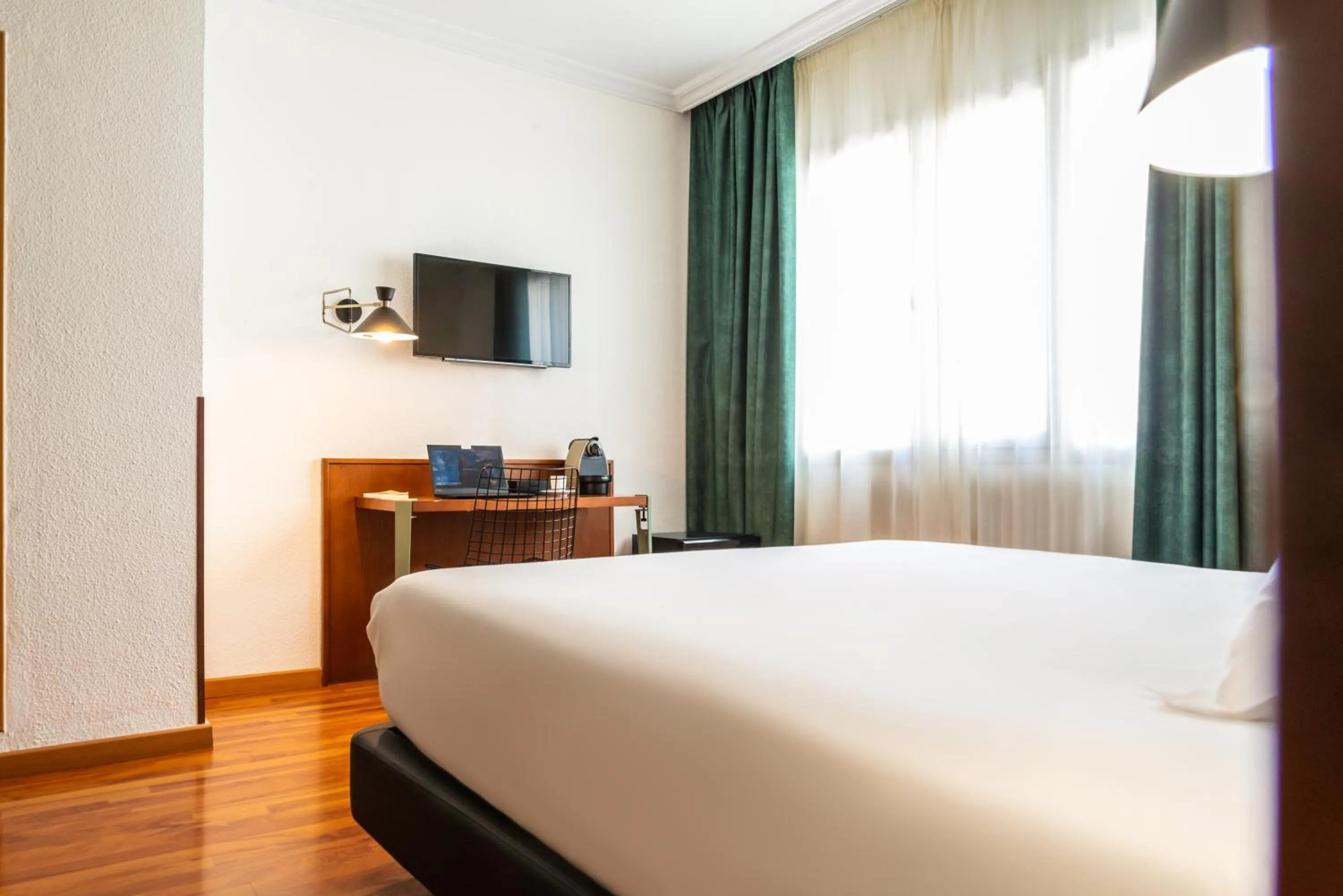 Communal lounge/ TV room, Bed in Hotel Casón del Tormes by HappyCulture