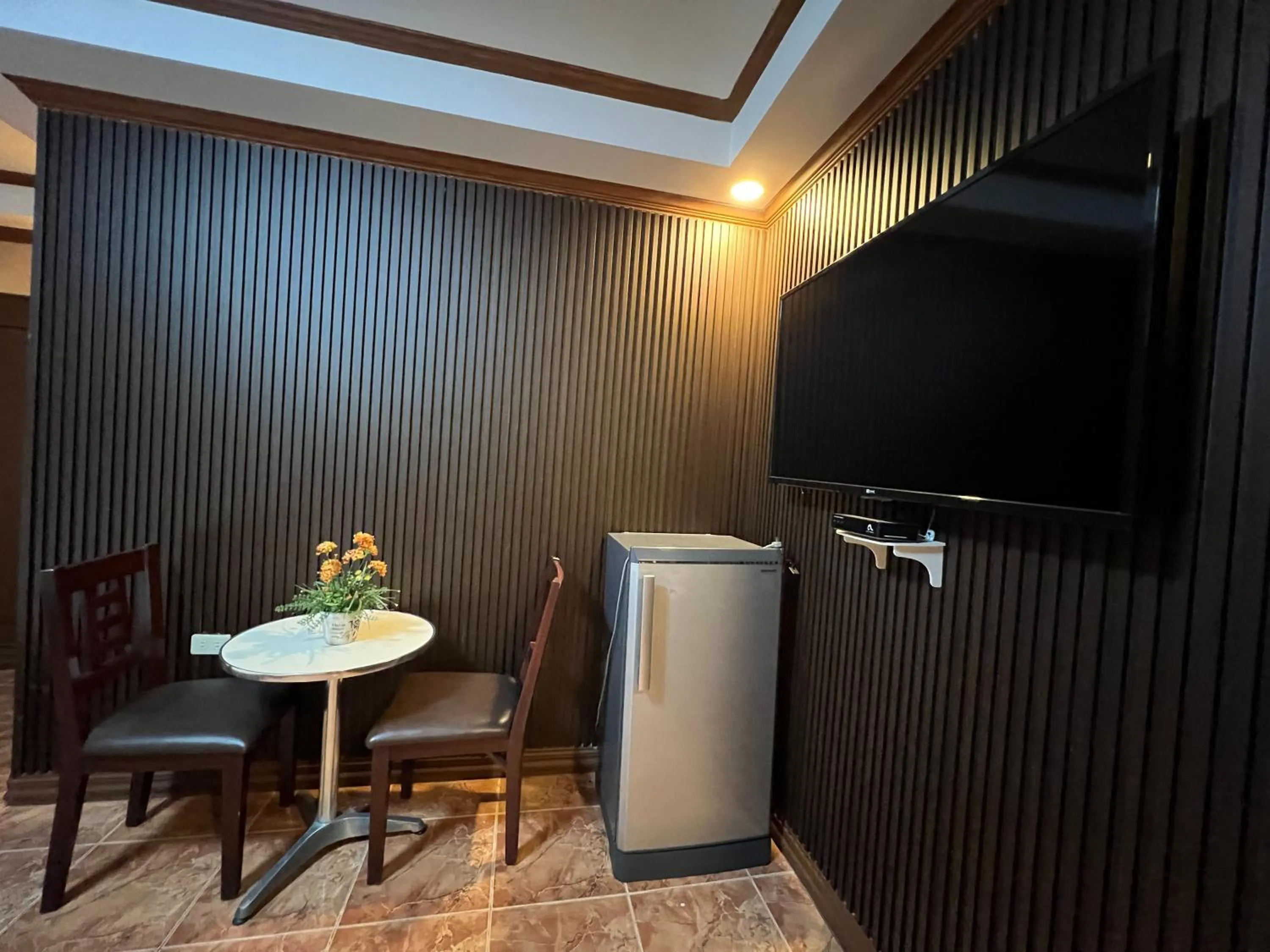 TV and multimedia in Rossa Hotel