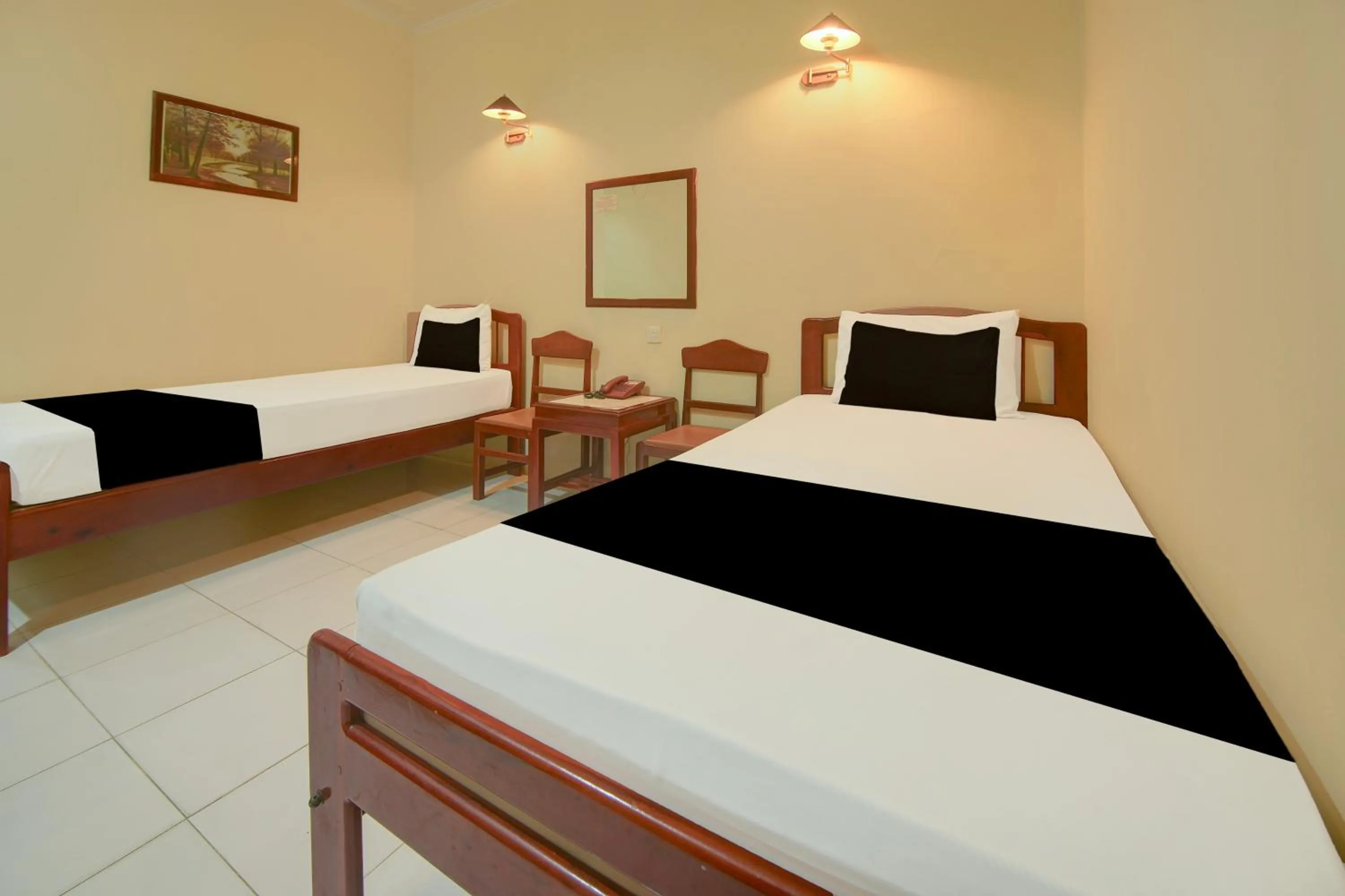 Hotel O Makassar near Pantai Losari formerly Hotel Tiara Sari