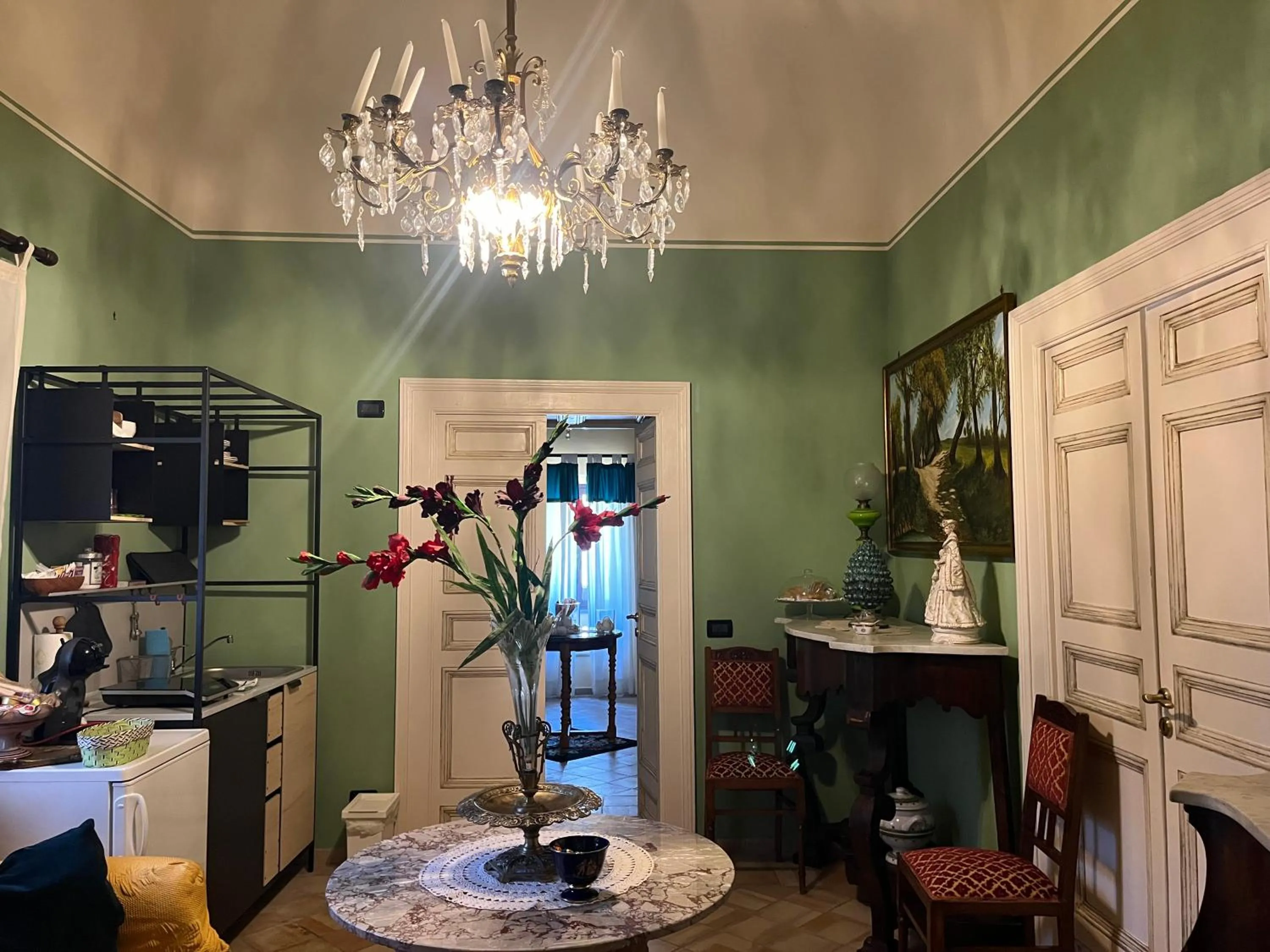 Kitchen or kitchenette in Palazzo Cutrufelli